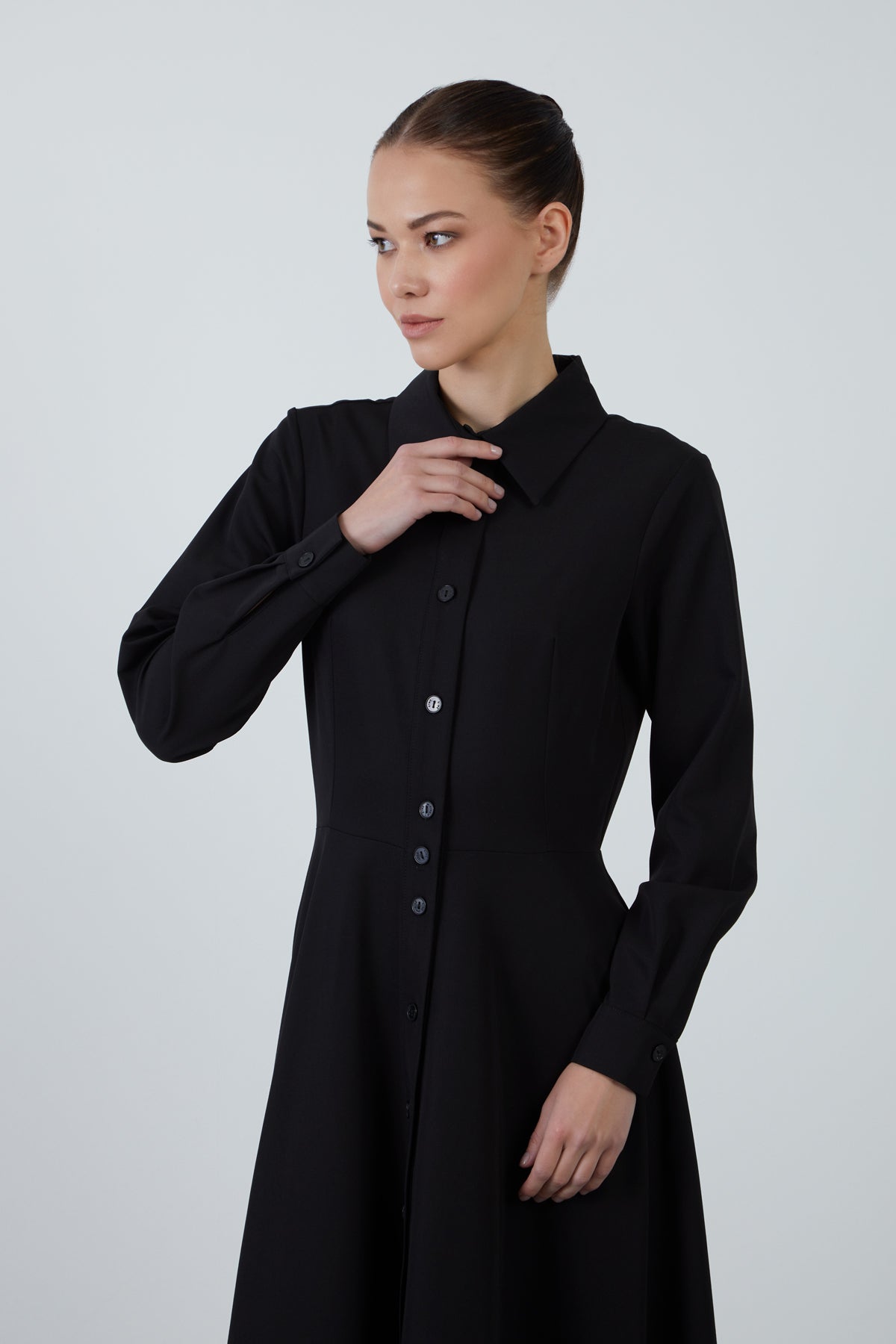 Dik Yaka Midi Boy Kloş Etekli Uzun Kollu Gömlek Elbise