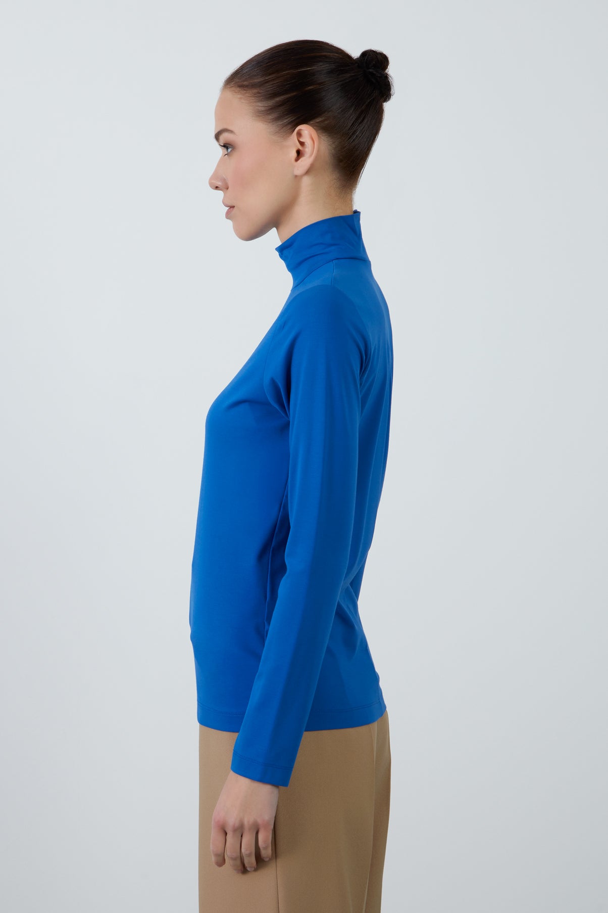 Arkası Fermuarlı Balıkçı Yaka Uzun Kollu Mavi Örme Bluz