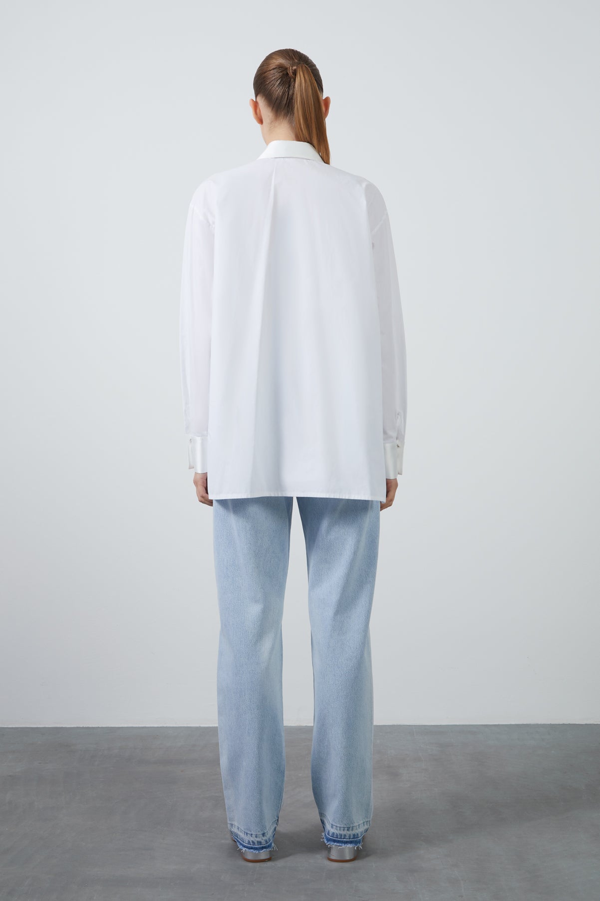 Cep Kapağı Nervür Detaylı Uzun Poplin Gömlek