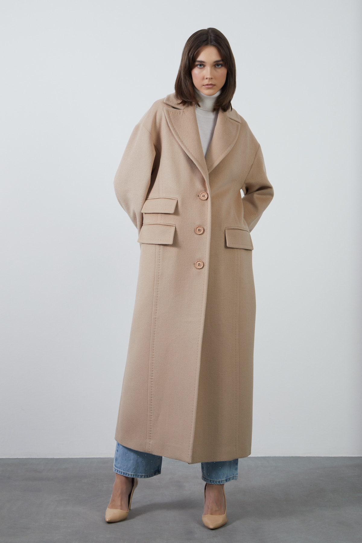 Cep Detaylı İpek Kaşmir Kaban