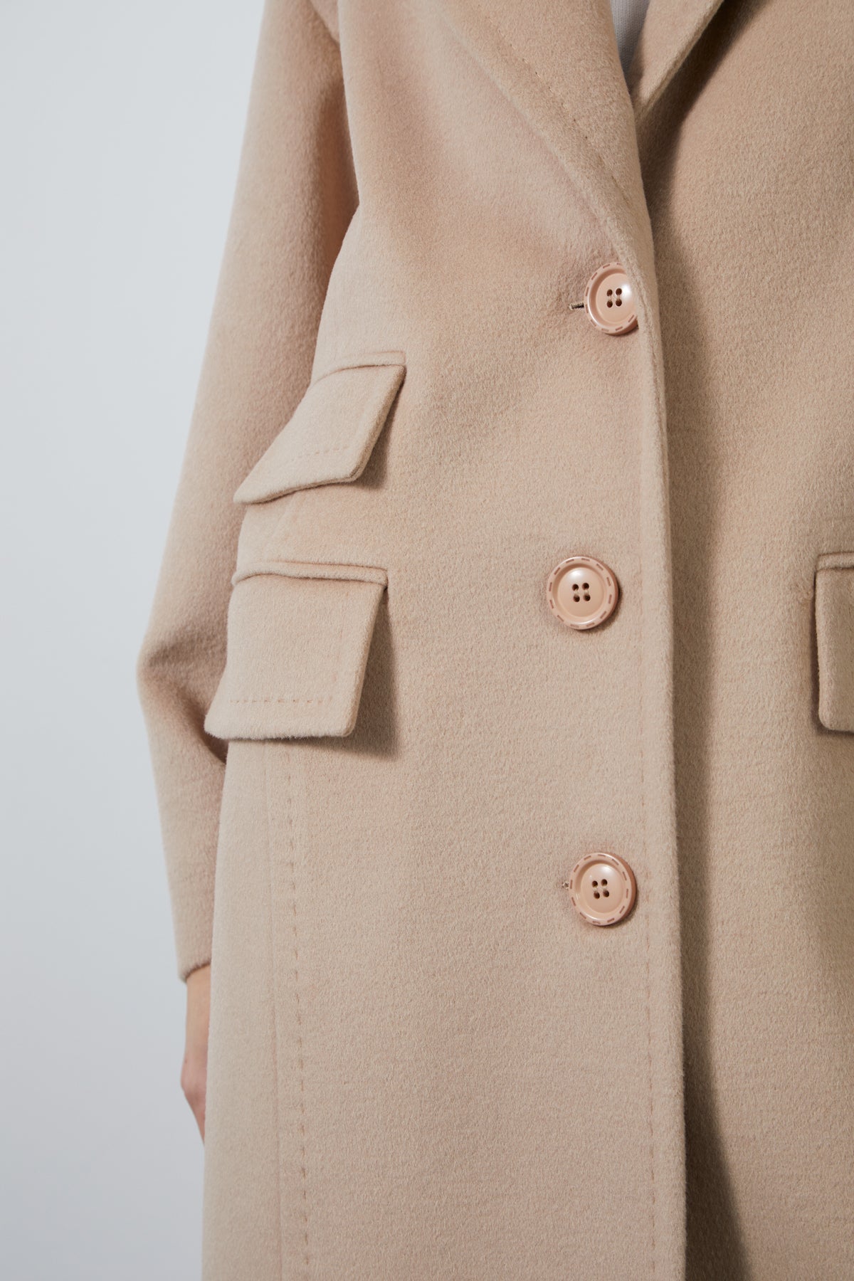 Cep Detaylı İpek Kaşmir Kaban