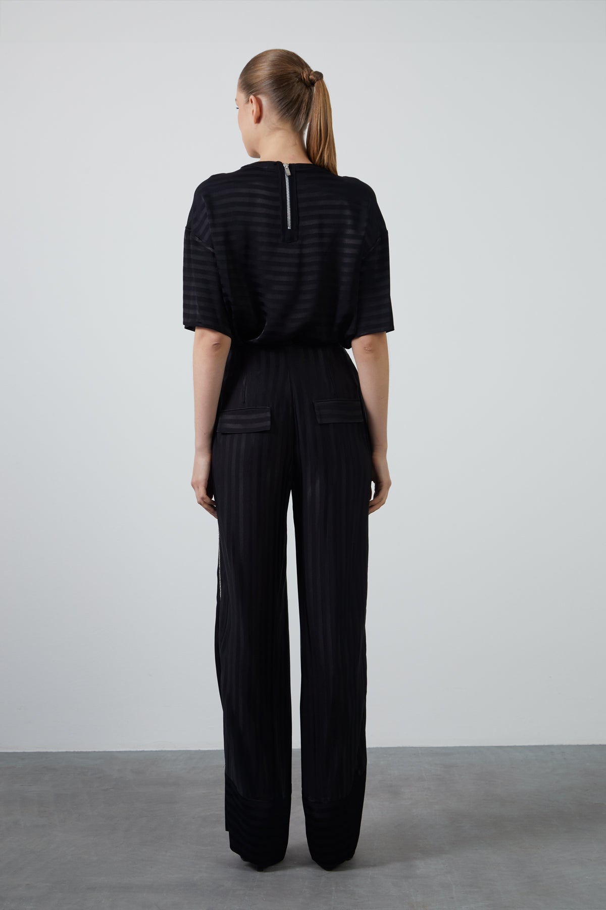 Yanları Biye Detaylı Uzun Bol Paça Pantolon