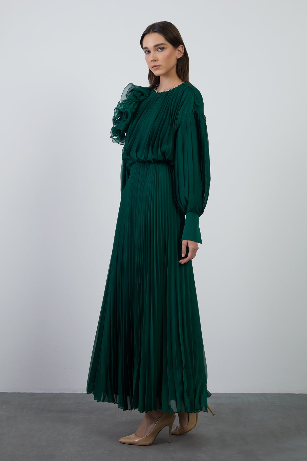 Pliseli Uzun Kloş Yeşil Abiye Elbise