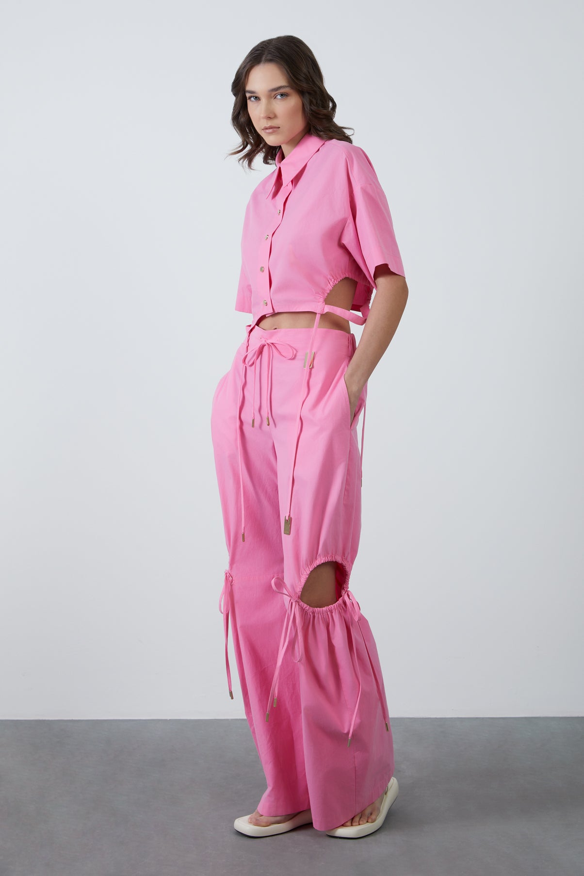 Pencere Detaylı Bol Paça Pantolon