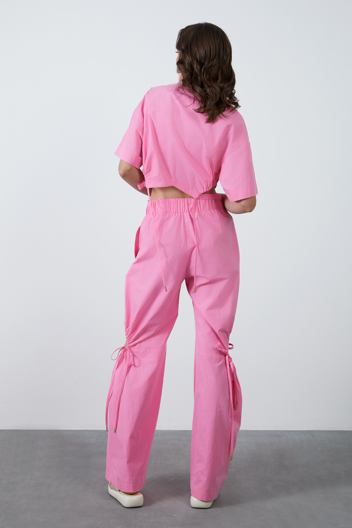 Pencere Detaylı Bol Paça Pantolon