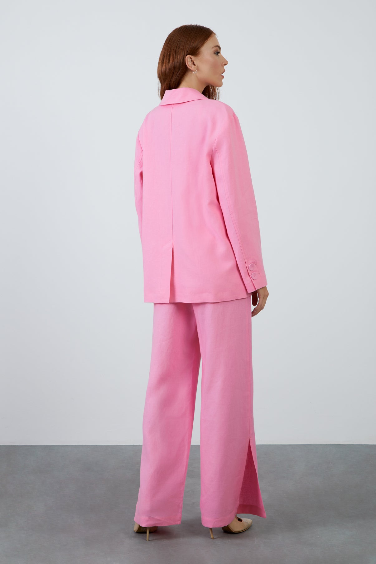 Arkadan Yırtmaçlı Uzun Kollu Koyu Keten Ceket