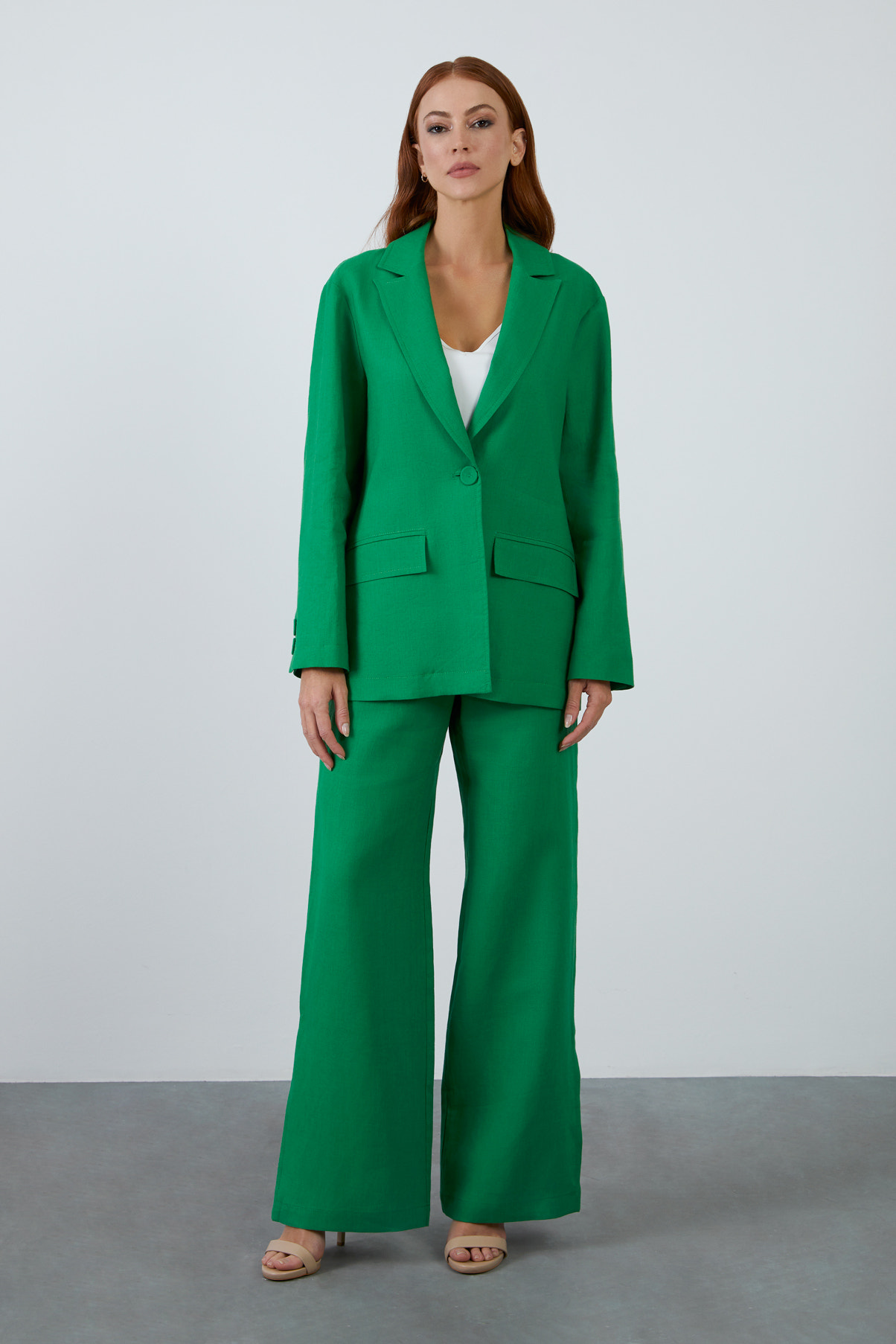 Arkadan Yırtmaçlı Uzun Kollu Koyu Keten Ceket