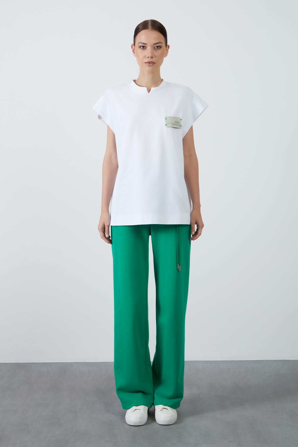 Arka Beden Baskılı T-Shirt