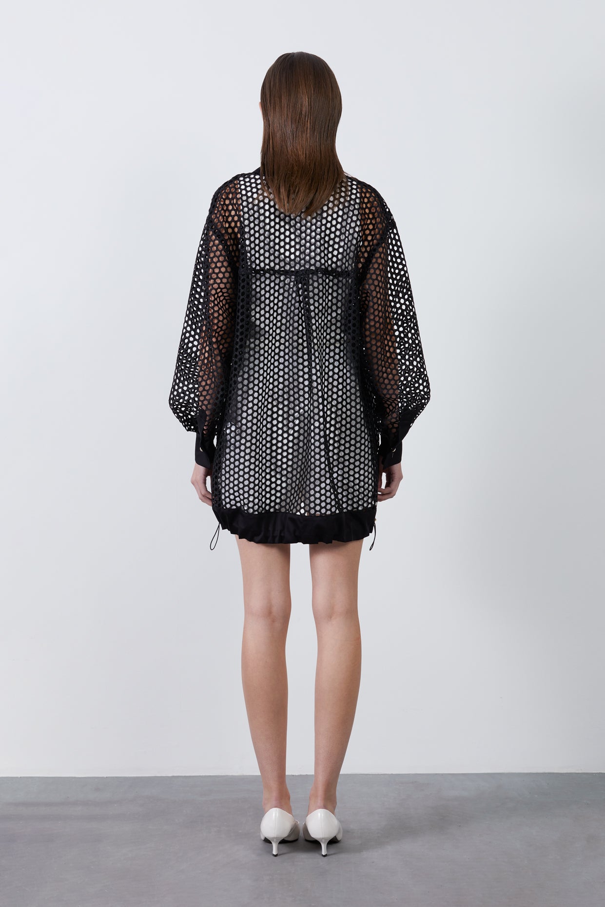 Cep Detaylı Fileli Uzun Gömlek