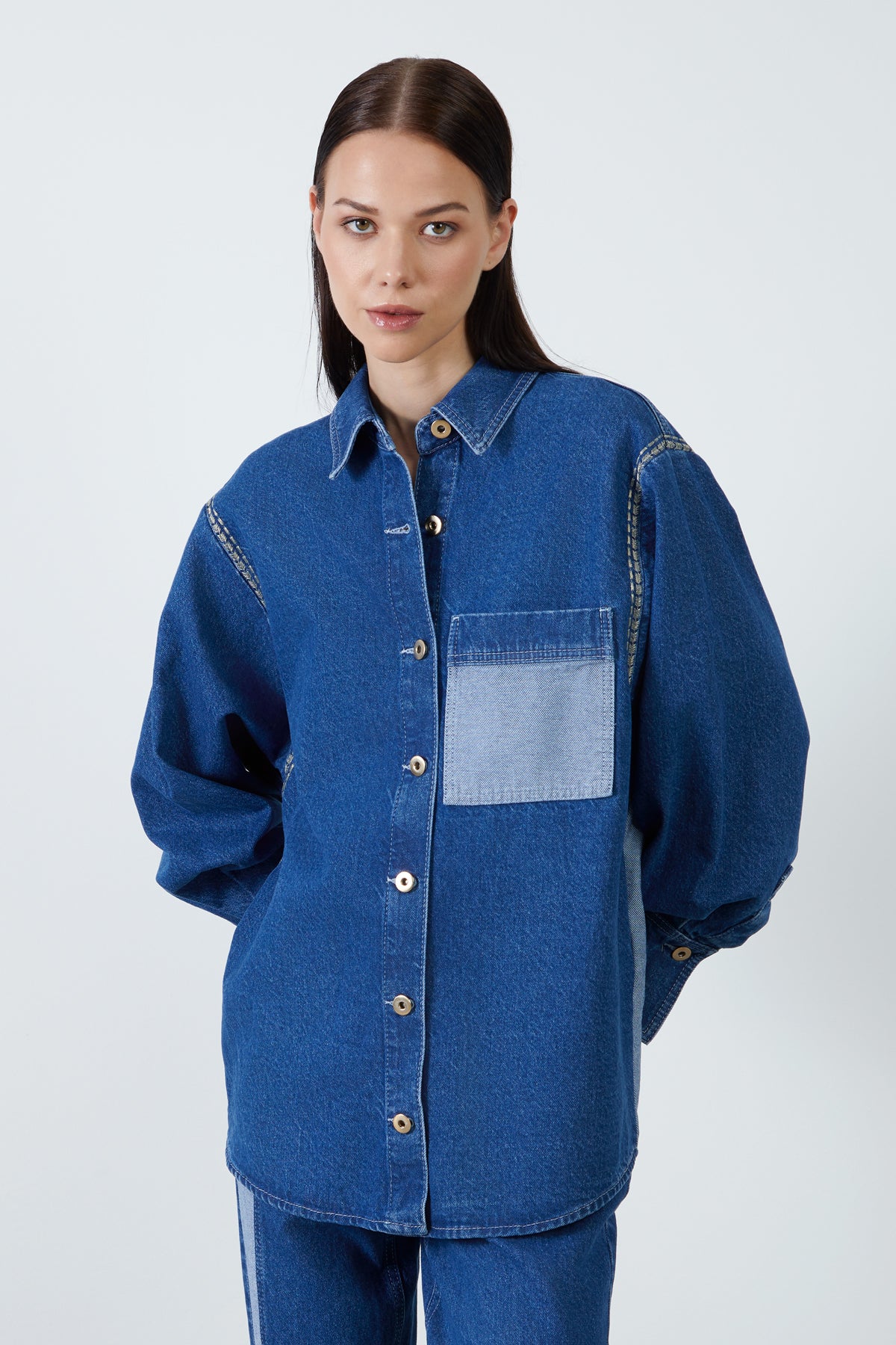 İki Renkli Jean Gömlek