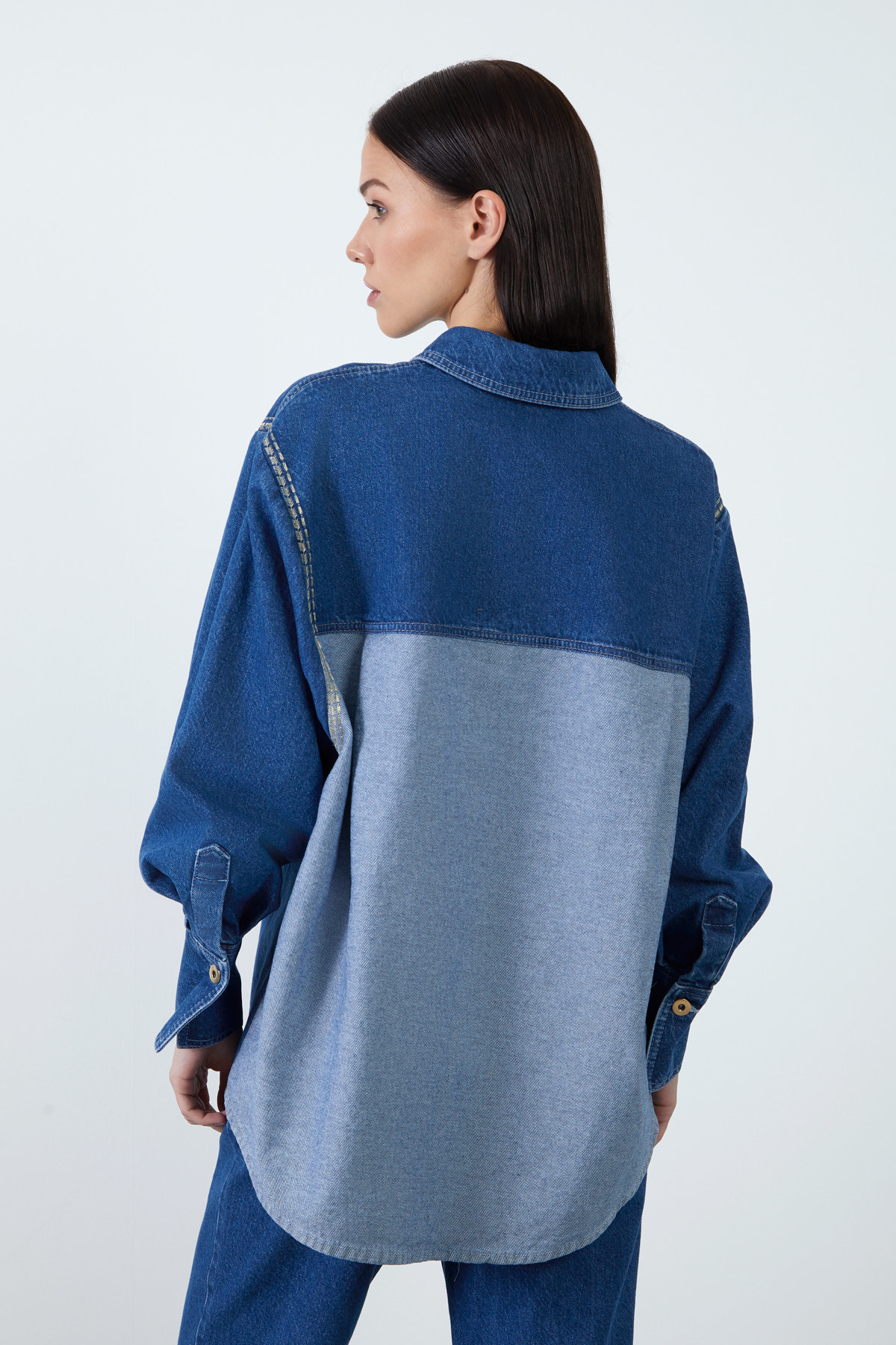 İki Renkli Jean Gömlek