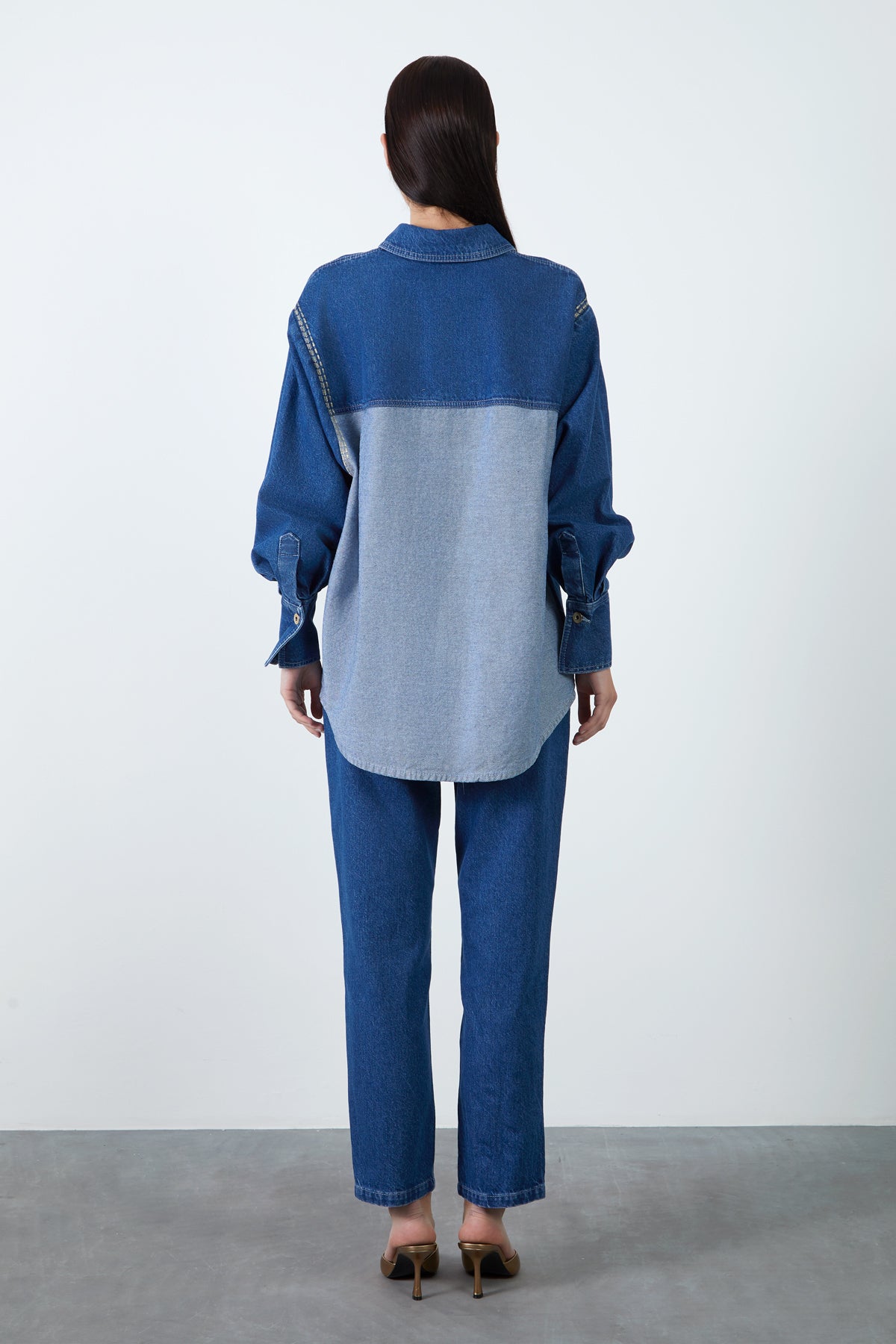 İki Renkli Jean Gömlek