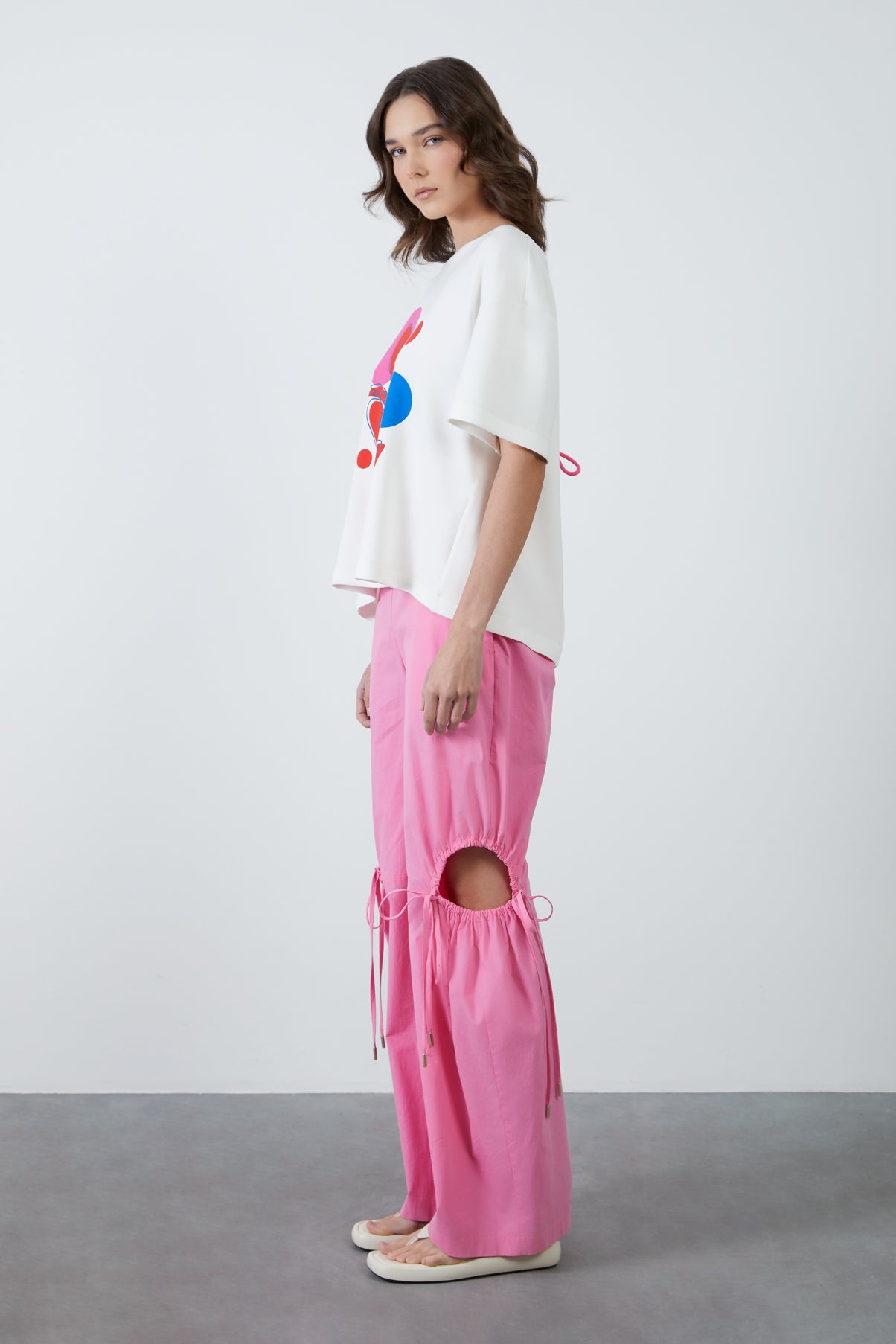 Baskı Detaylı Arkası Bağlamalı Bluz