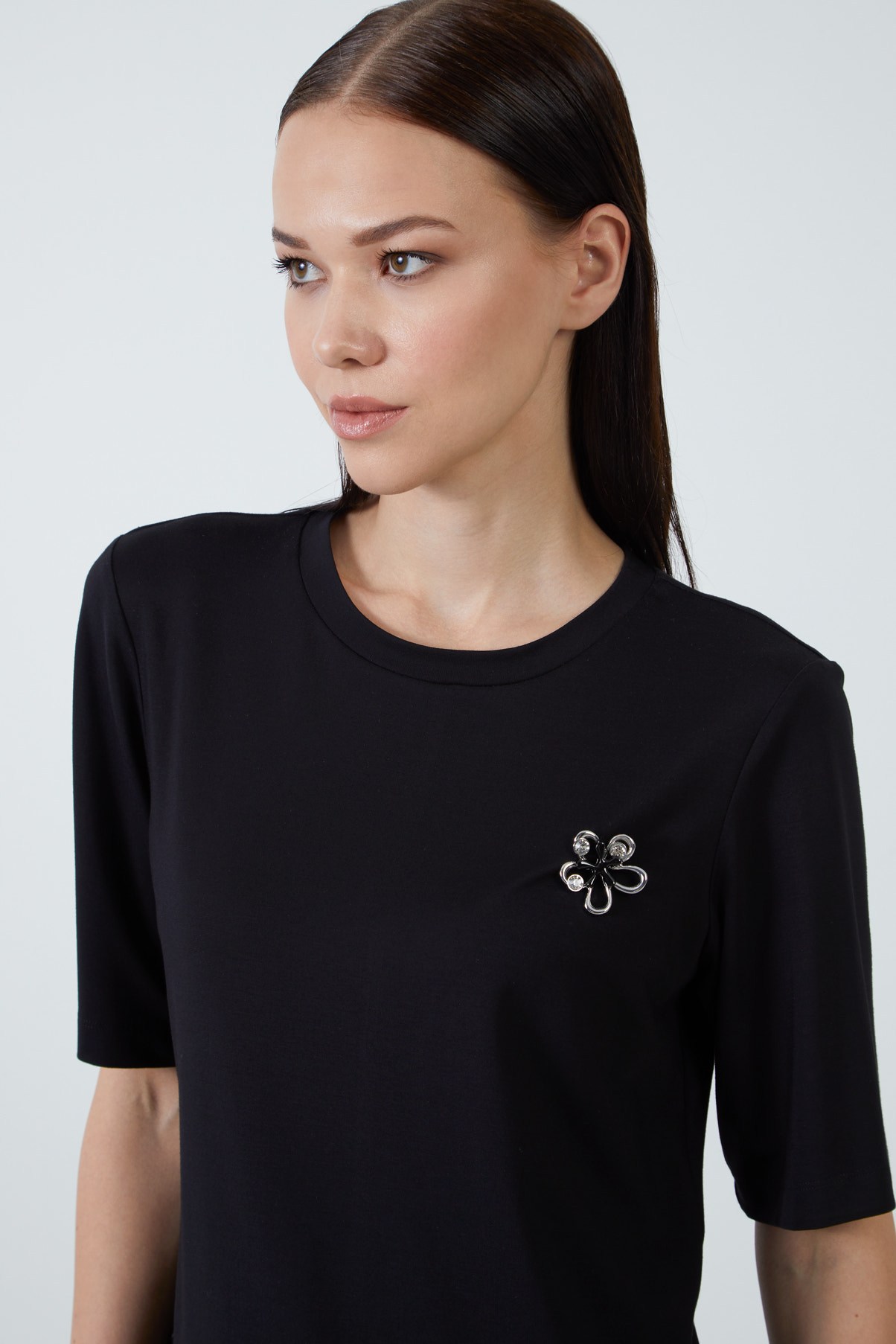 Saten Kumaş Garnili Örme T-Shirt