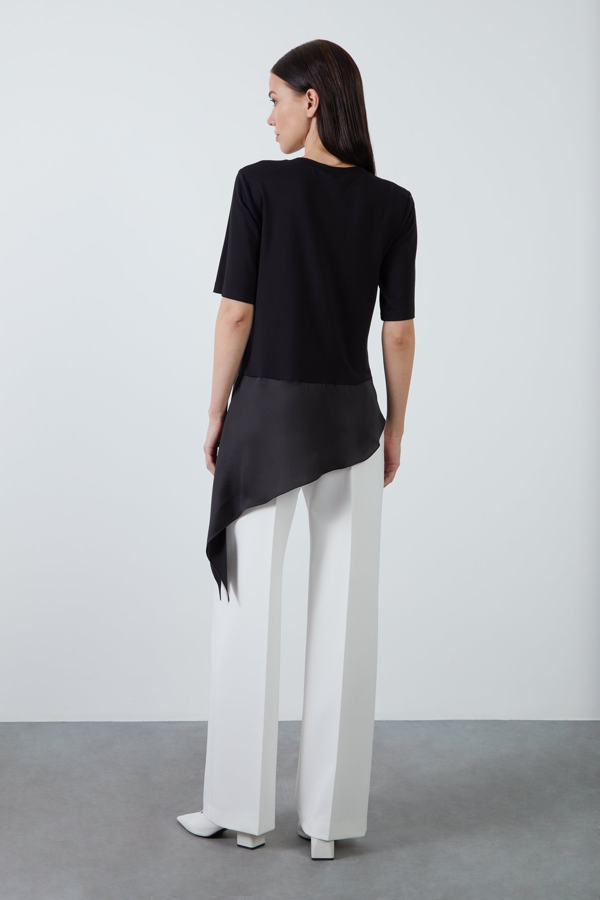 Saten Kumaş Garnili Örme T-Shirt