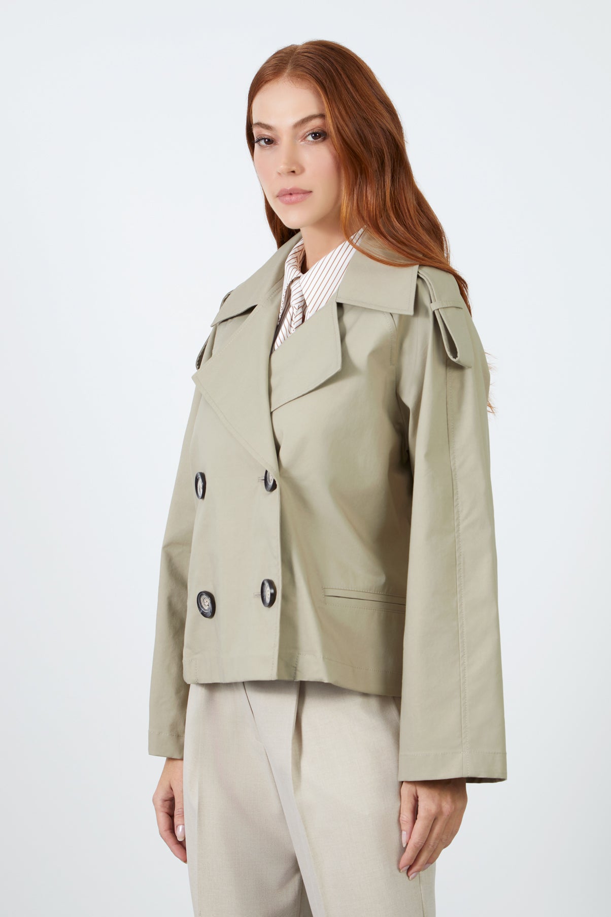 Kruvaze Kapamalı Omuz Apoletli Trenç