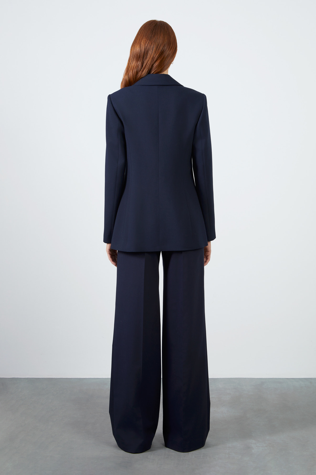 Mono Kapamalı Mendil Detaylı Rahat Kesim Takım