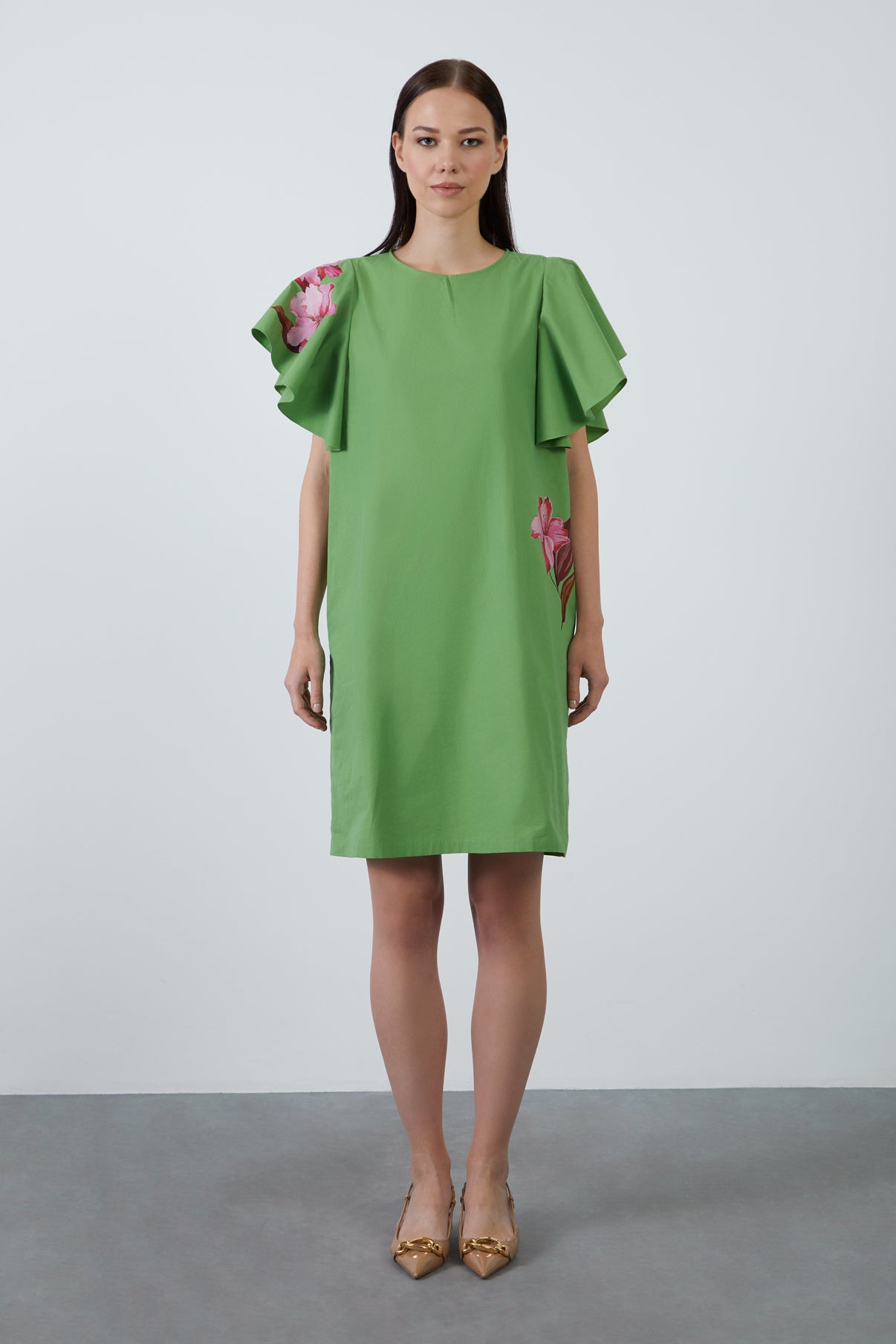 Çiçek Baskılı Koyu Rahat Kısa Elbise