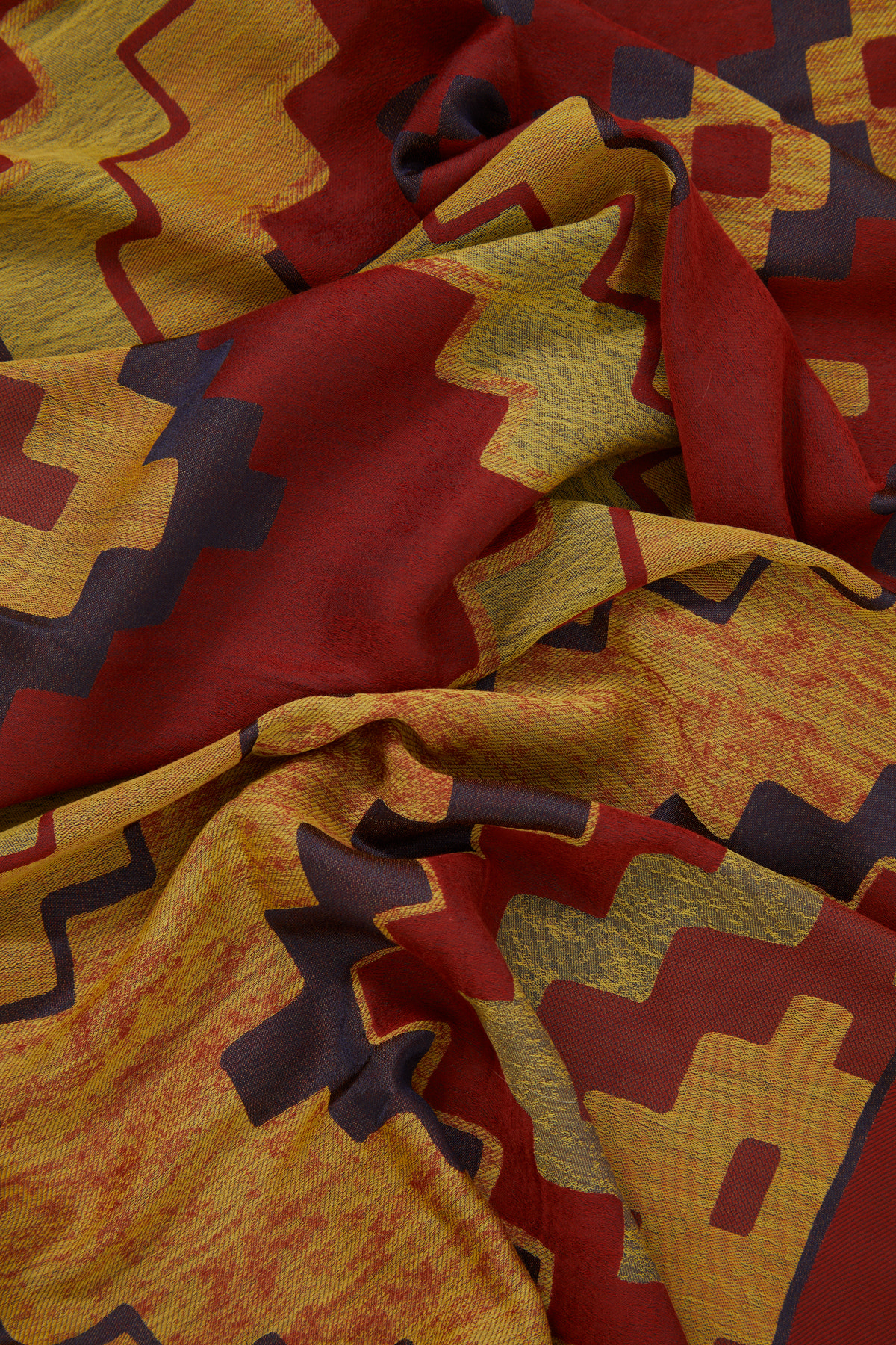 Geometrik Desenli Uzun Şal