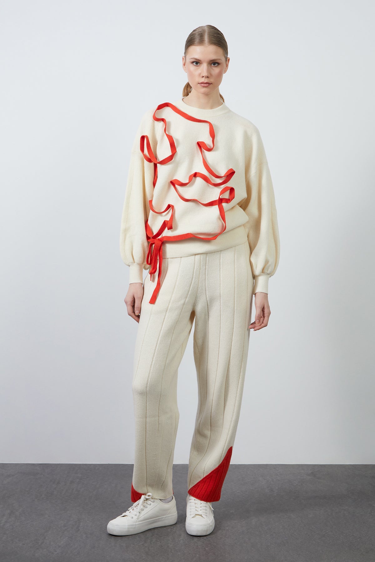 Renkli Şerit Detaylı Triko Kazak