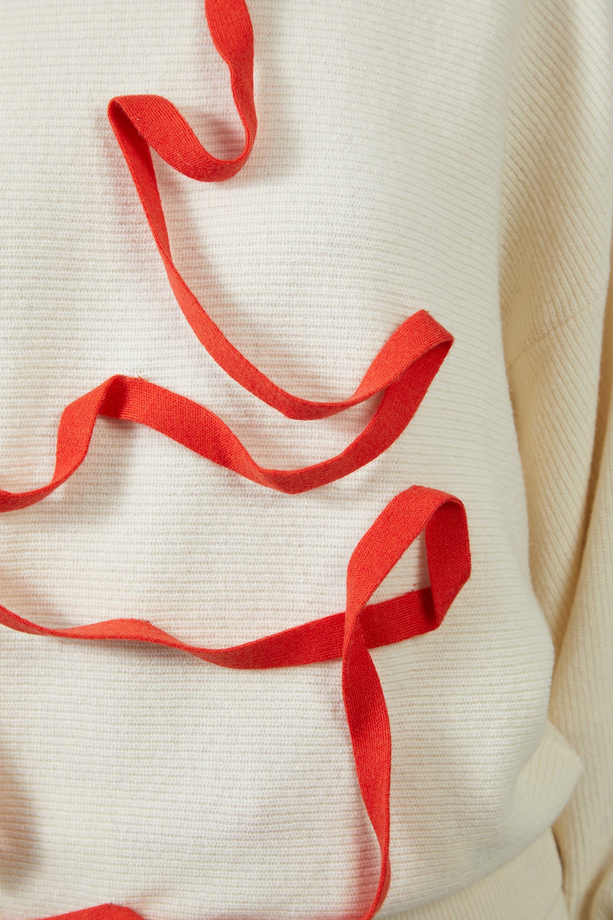 Renkli Şerit Detaylı Triko Kazak