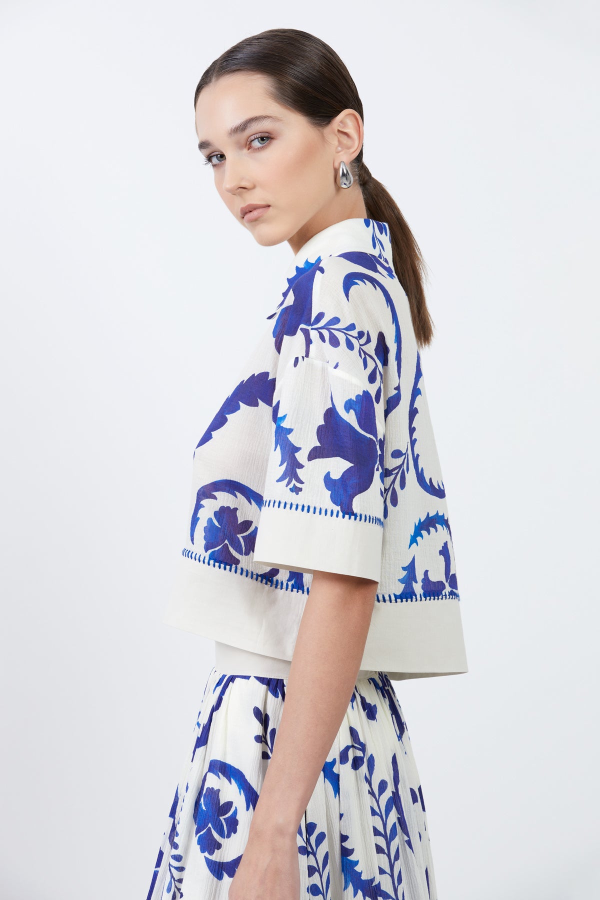 Dikiş Detaylı Desenli Gömlek