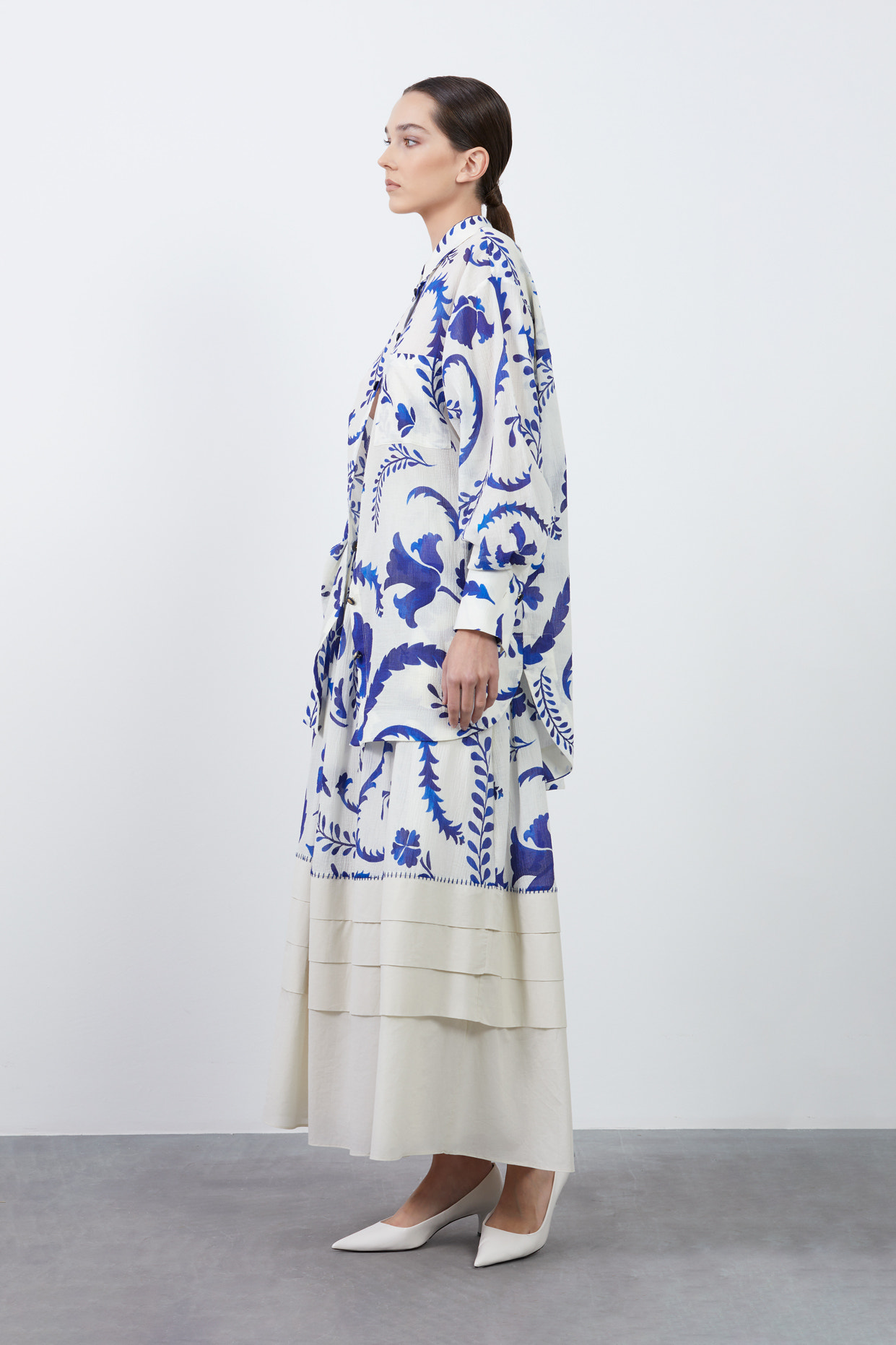 Düğme Detaylı Desenli Gömlek