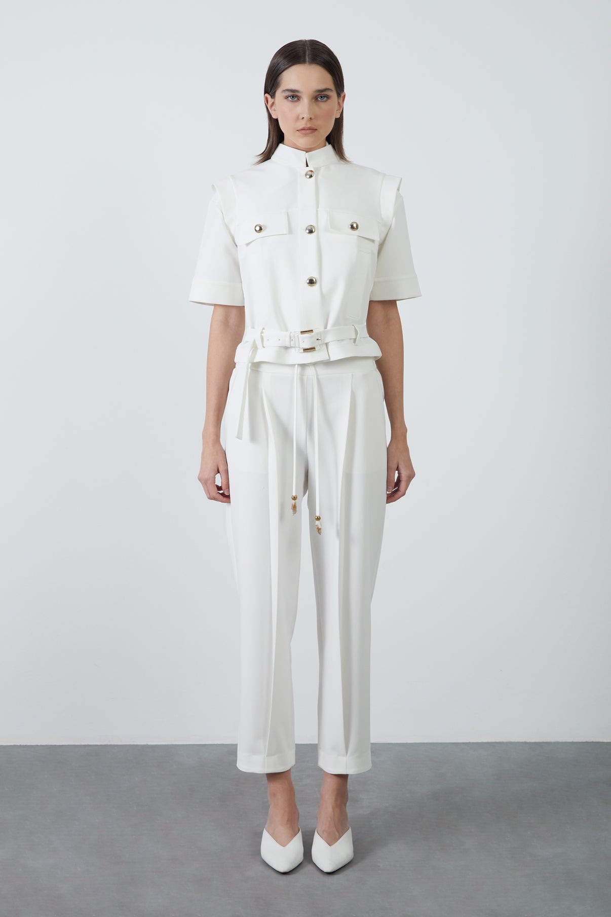 Düğmeli Etekucu Kemerli Yelek