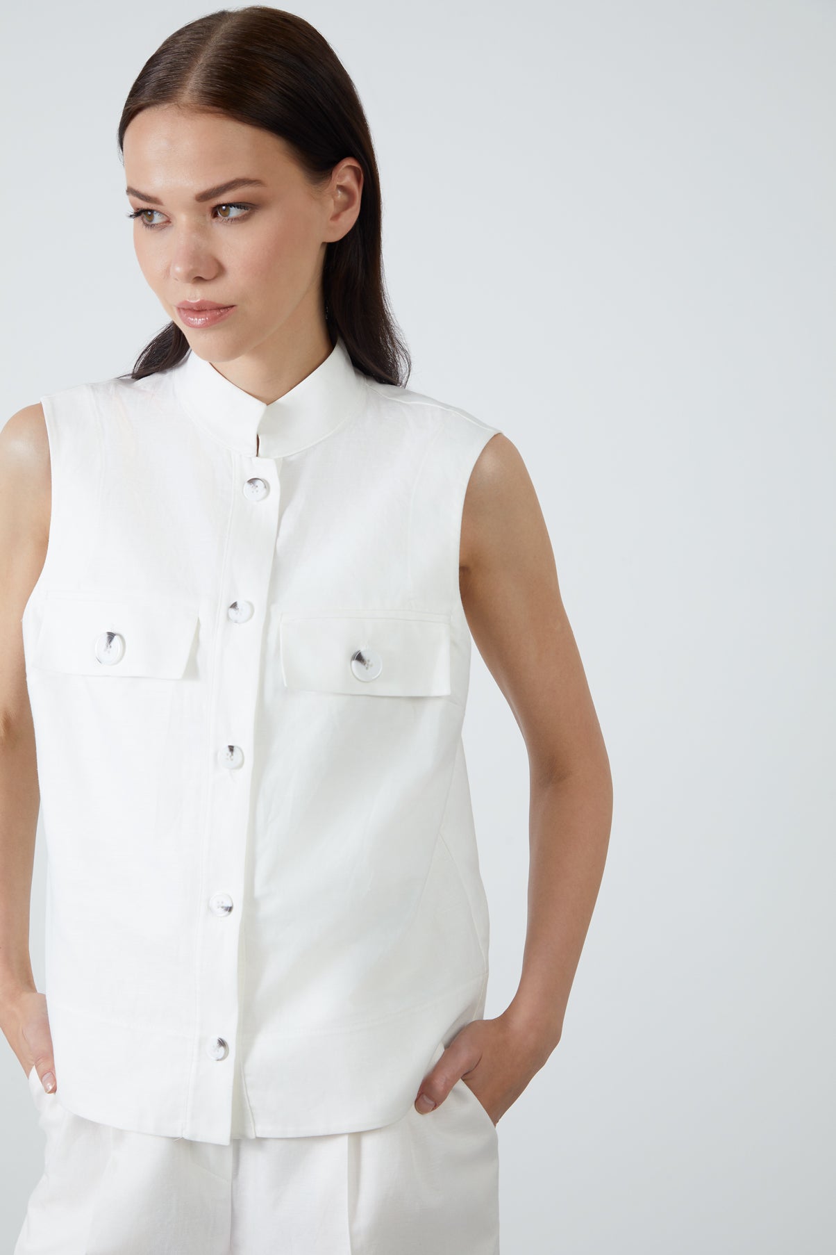 Kemik Düğme Detaylı Keten Yelek