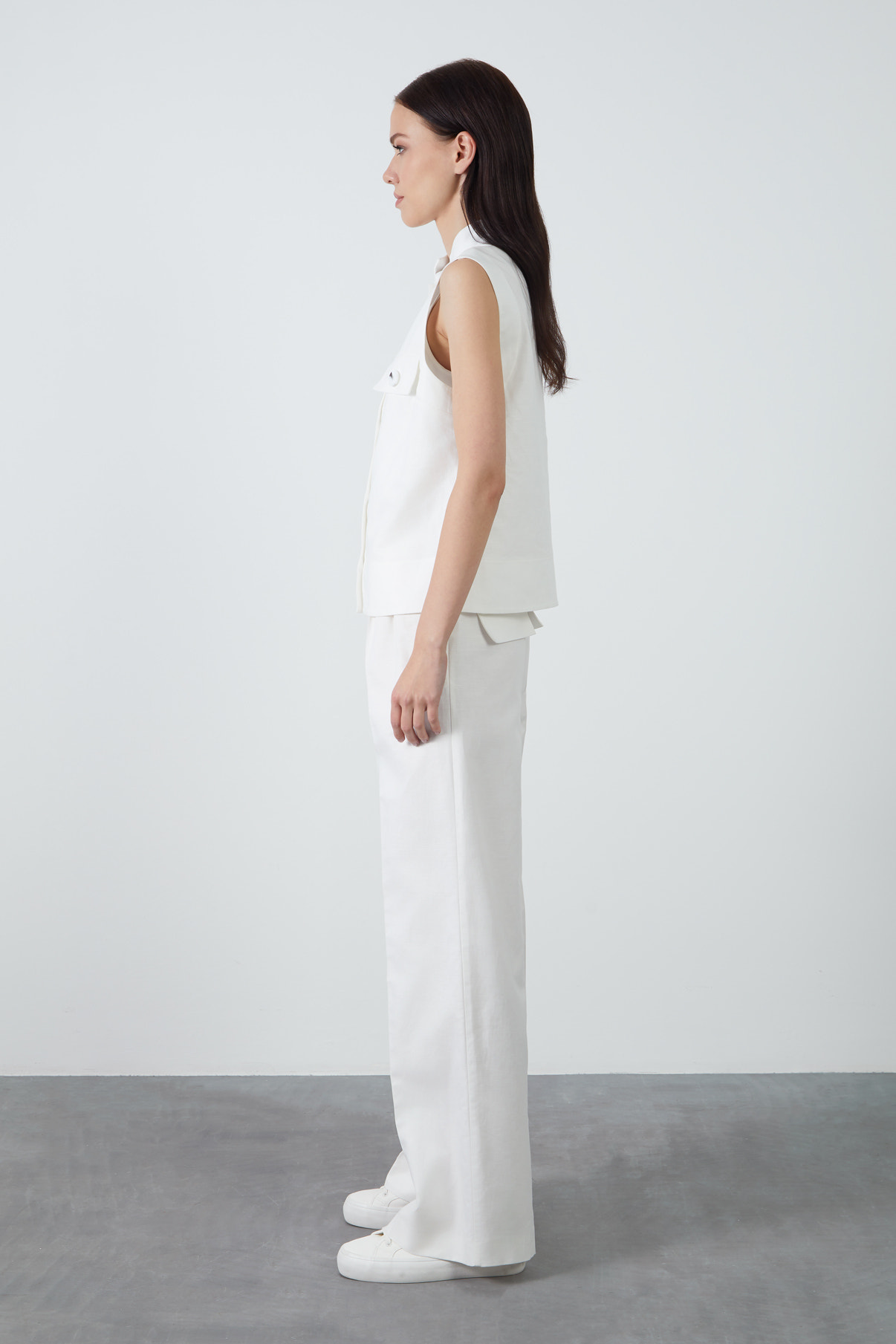 Kemik Düğme Detaylı Keten Yelek