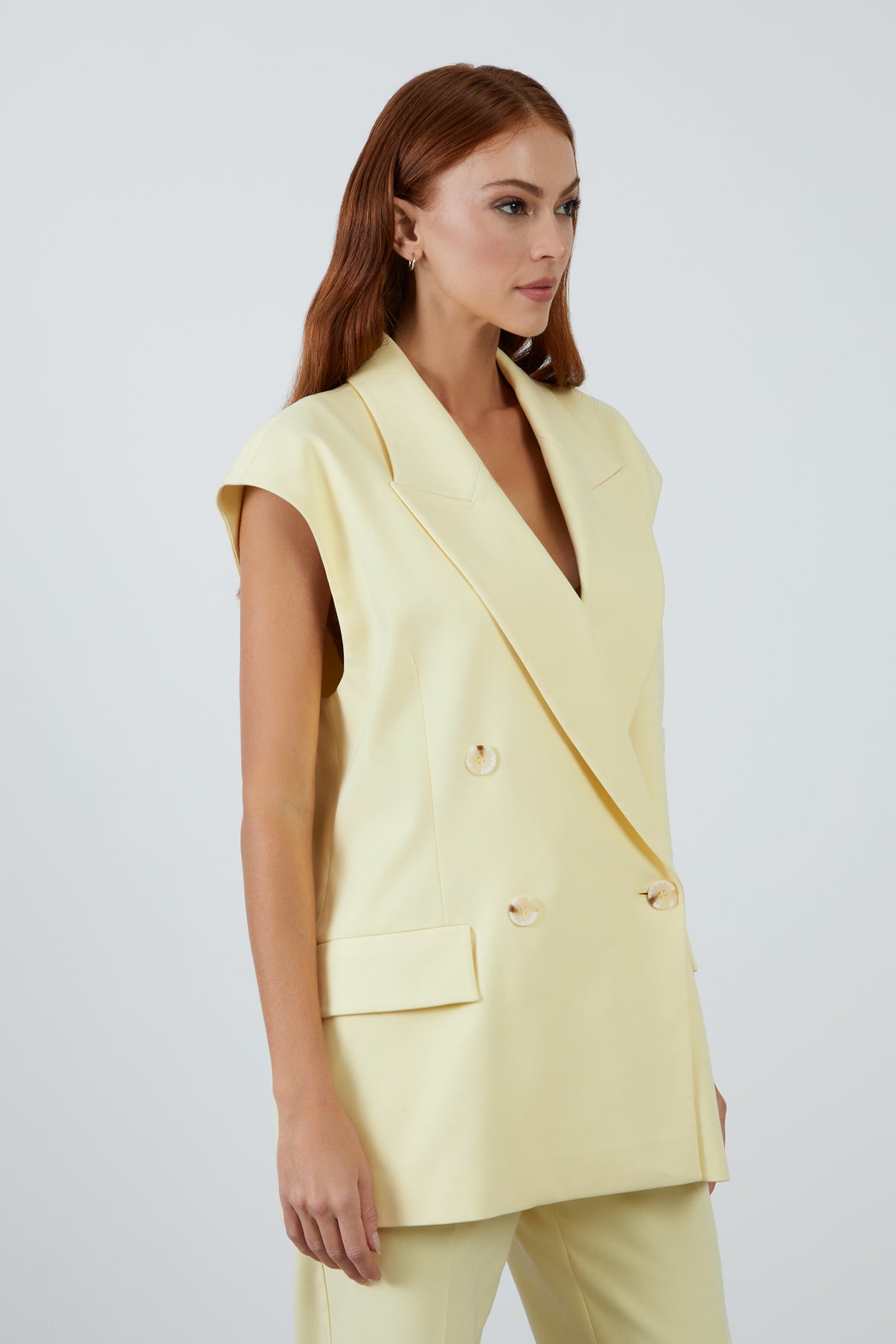 Origami Katlama Detaylı İşlemeli Kruvaze Yelek