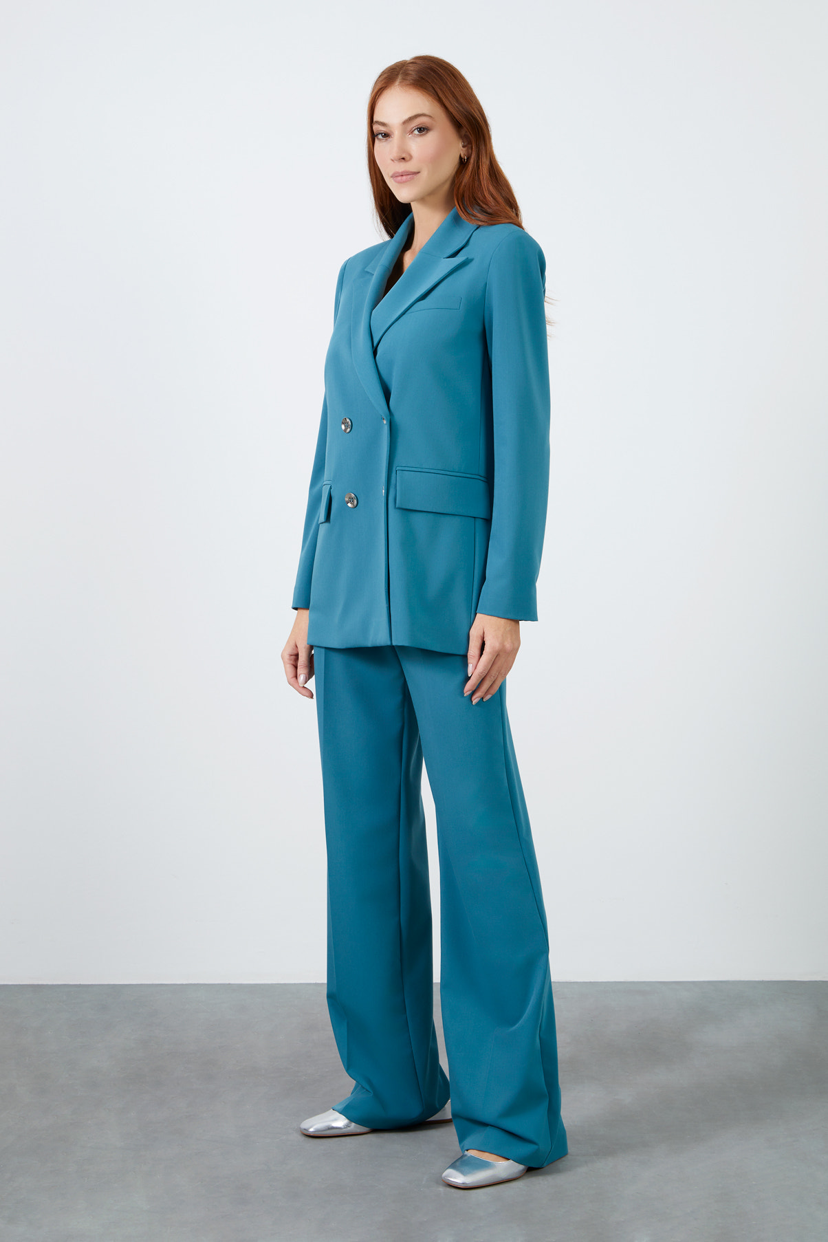 Kruvaze Kapamalı Ceket Ve Palazzo Pantolonlu Takım