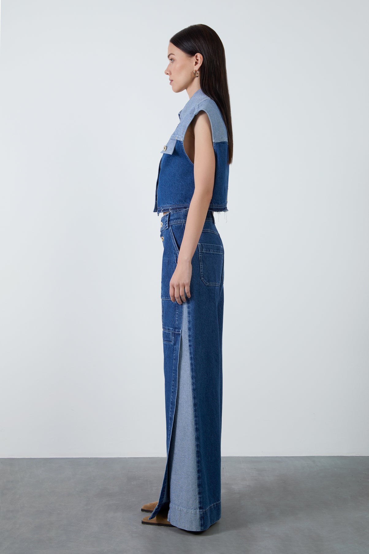 Arkası Etiket Detaylı İki Renk Jean Yelek