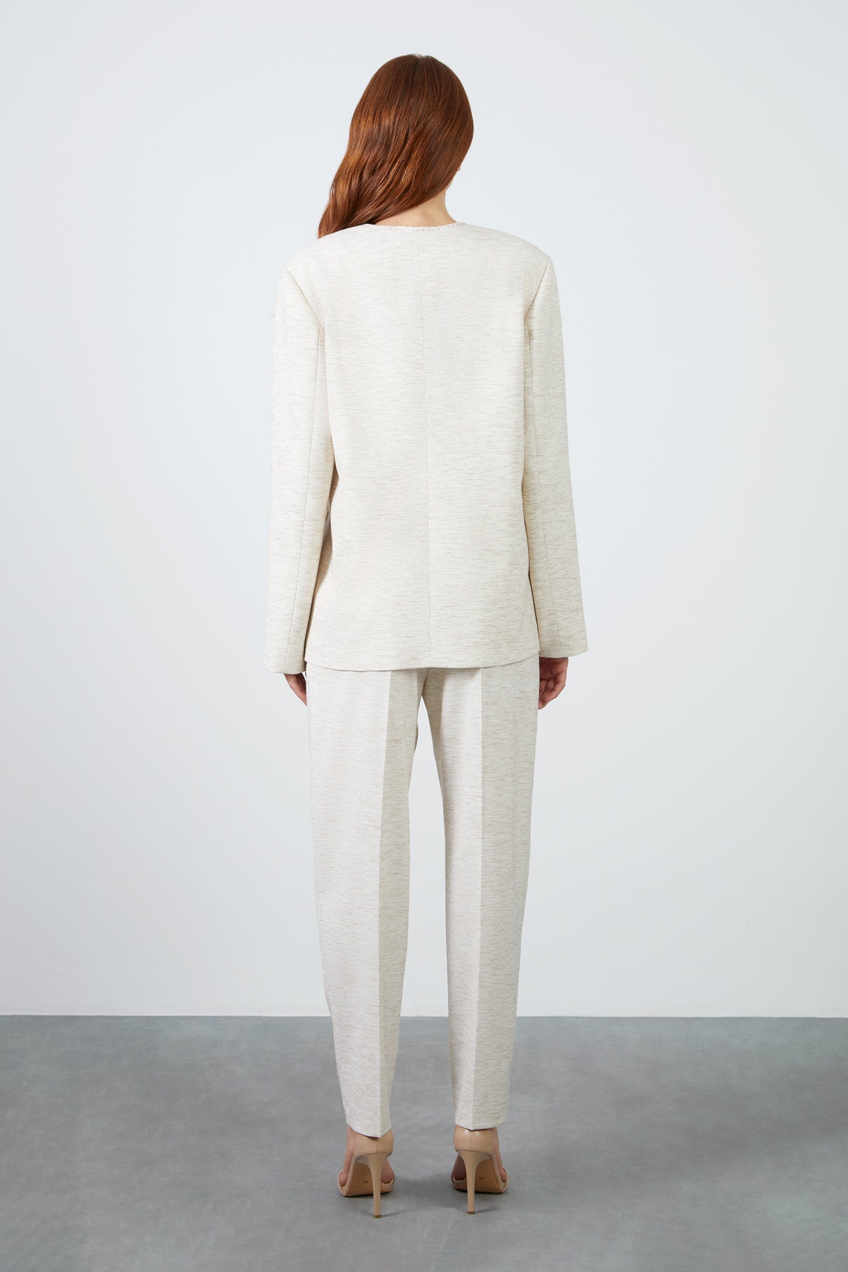 Mono Kapamalı Havuç Pantolonlu Takım