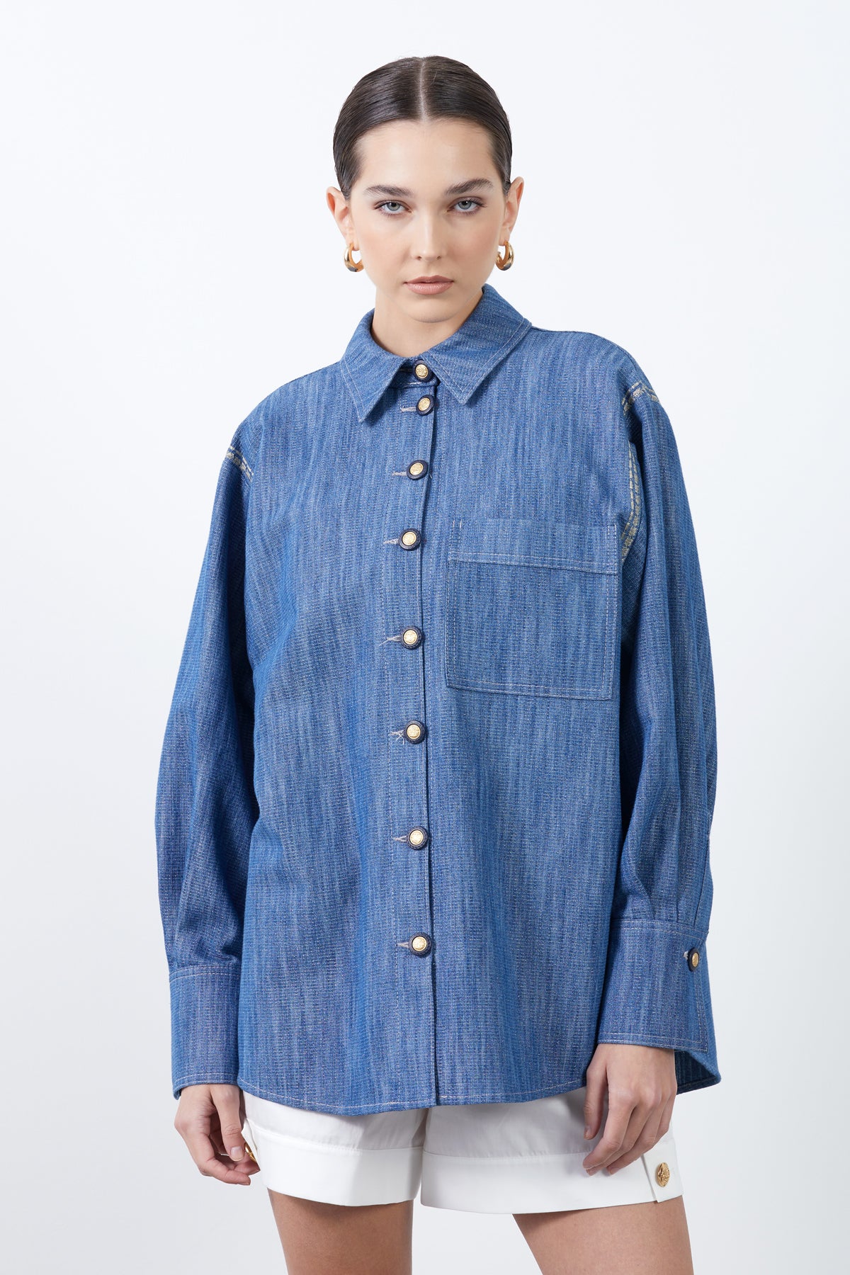 Düğme Detaylı Uzun Kollu Gömlek