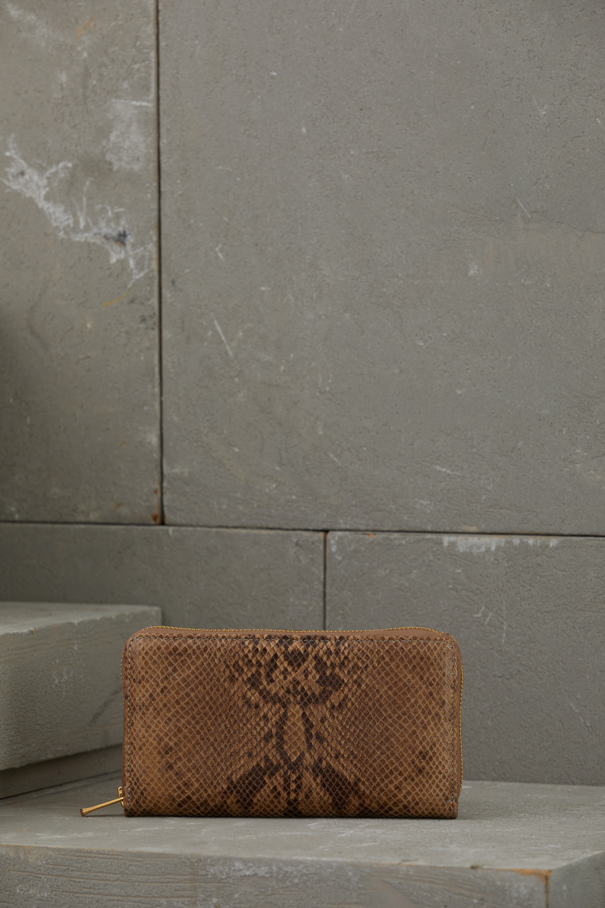 Fermuarlı Deri Cüzdan