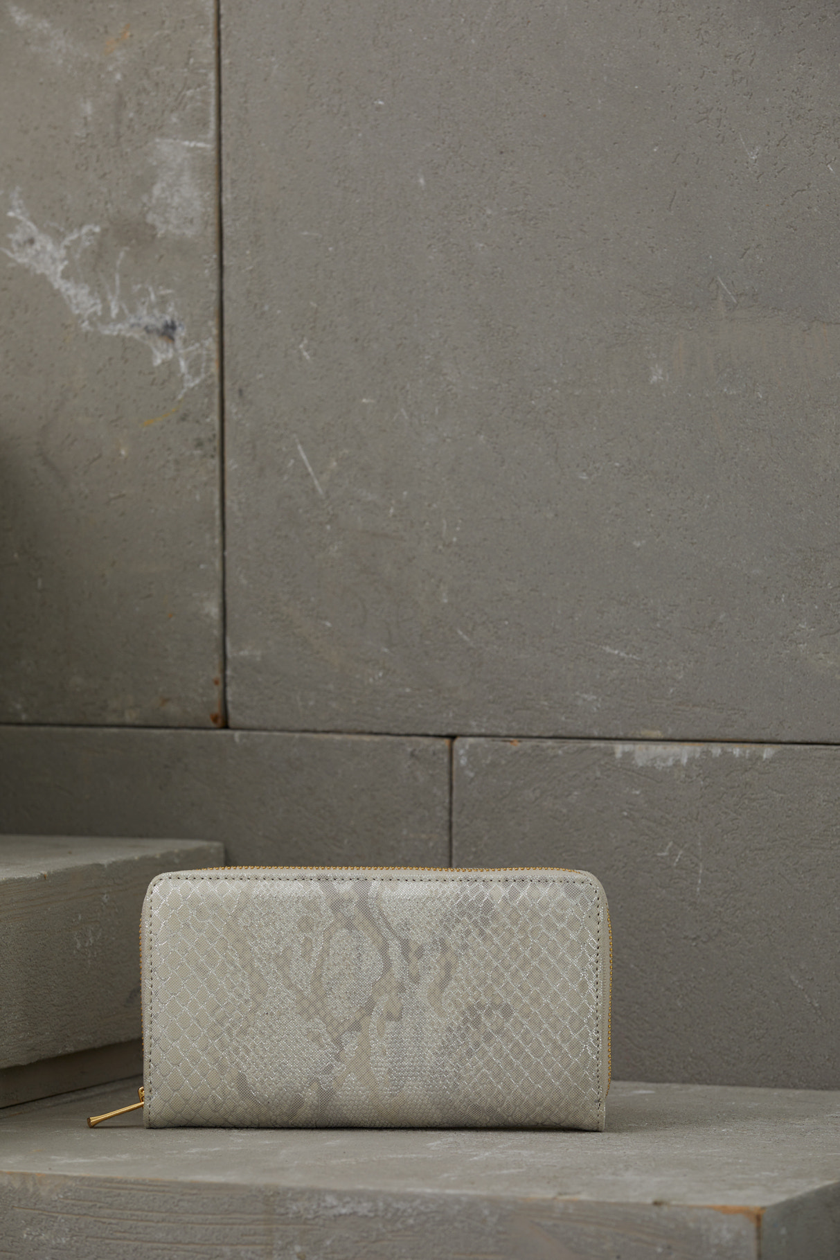 Fermuarlı Deri Cüzdan