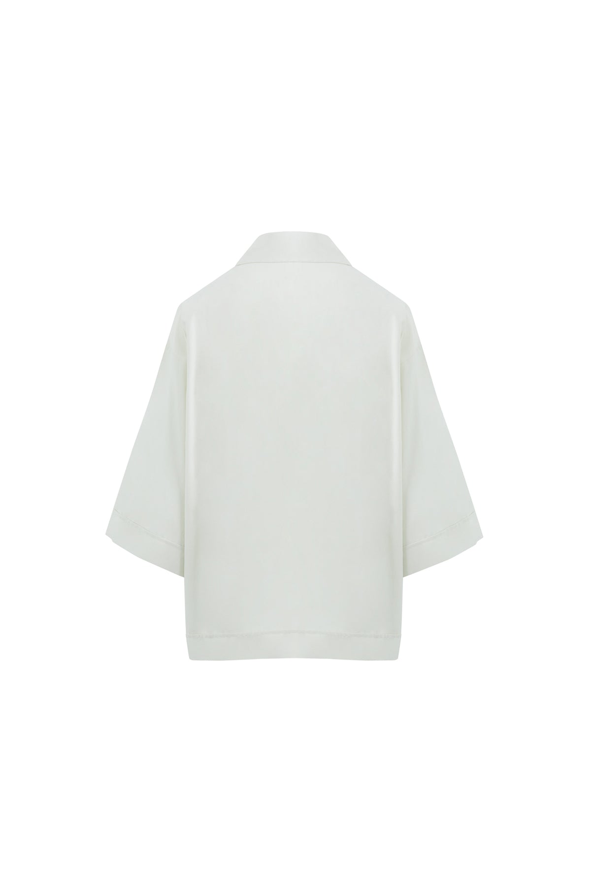 Metal Aksesuarlı Truvakar Kol Beyaz Oversize Gömlek