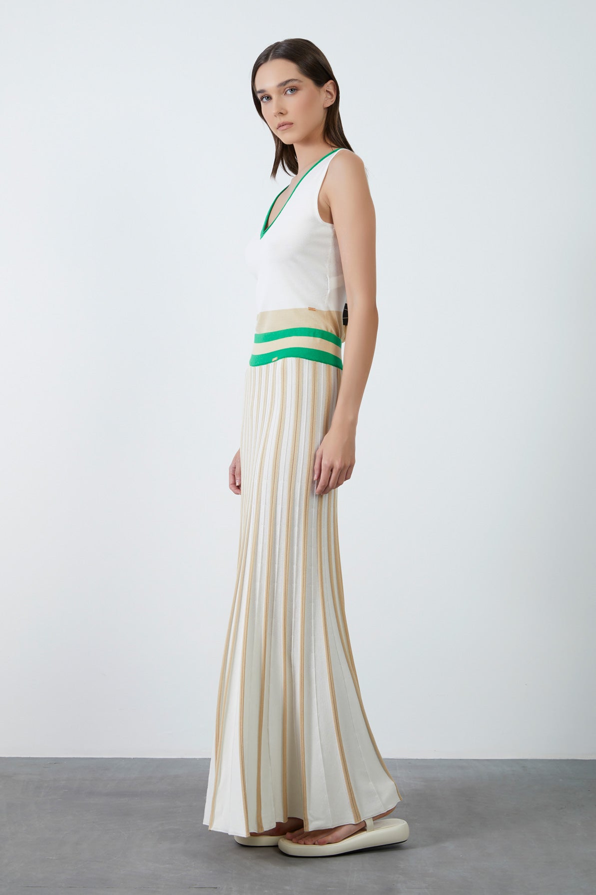 Beli Lastikli Çizgili Triko Etek