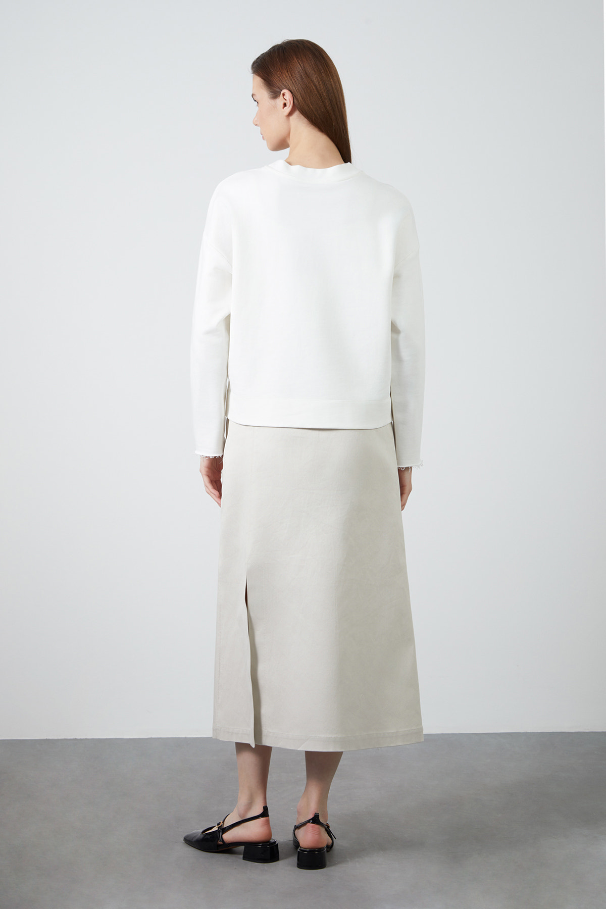 Asimetrik Yırtmaçlı Etek