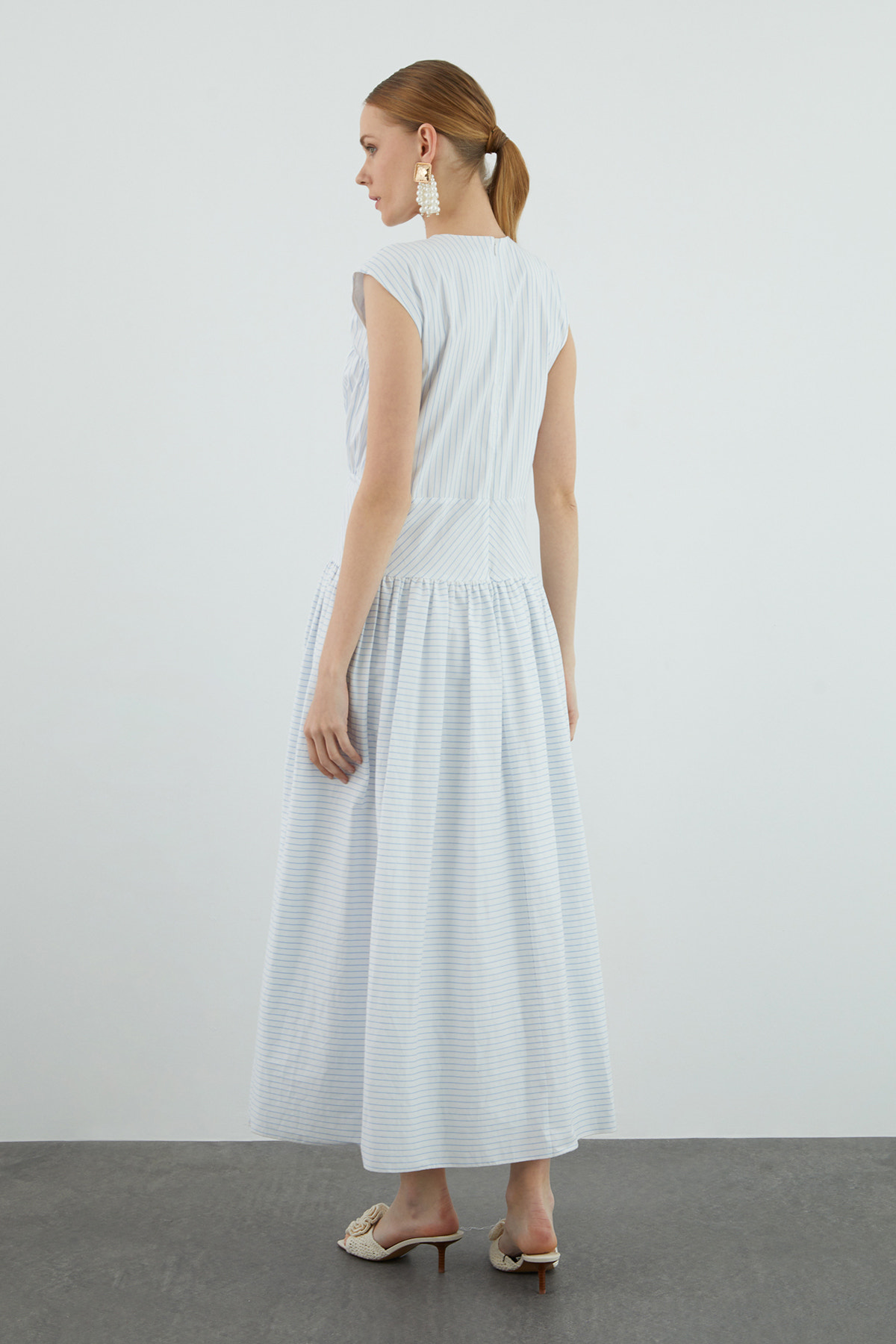 Bağucu İşlemeli Çizgili Maxi Elbise