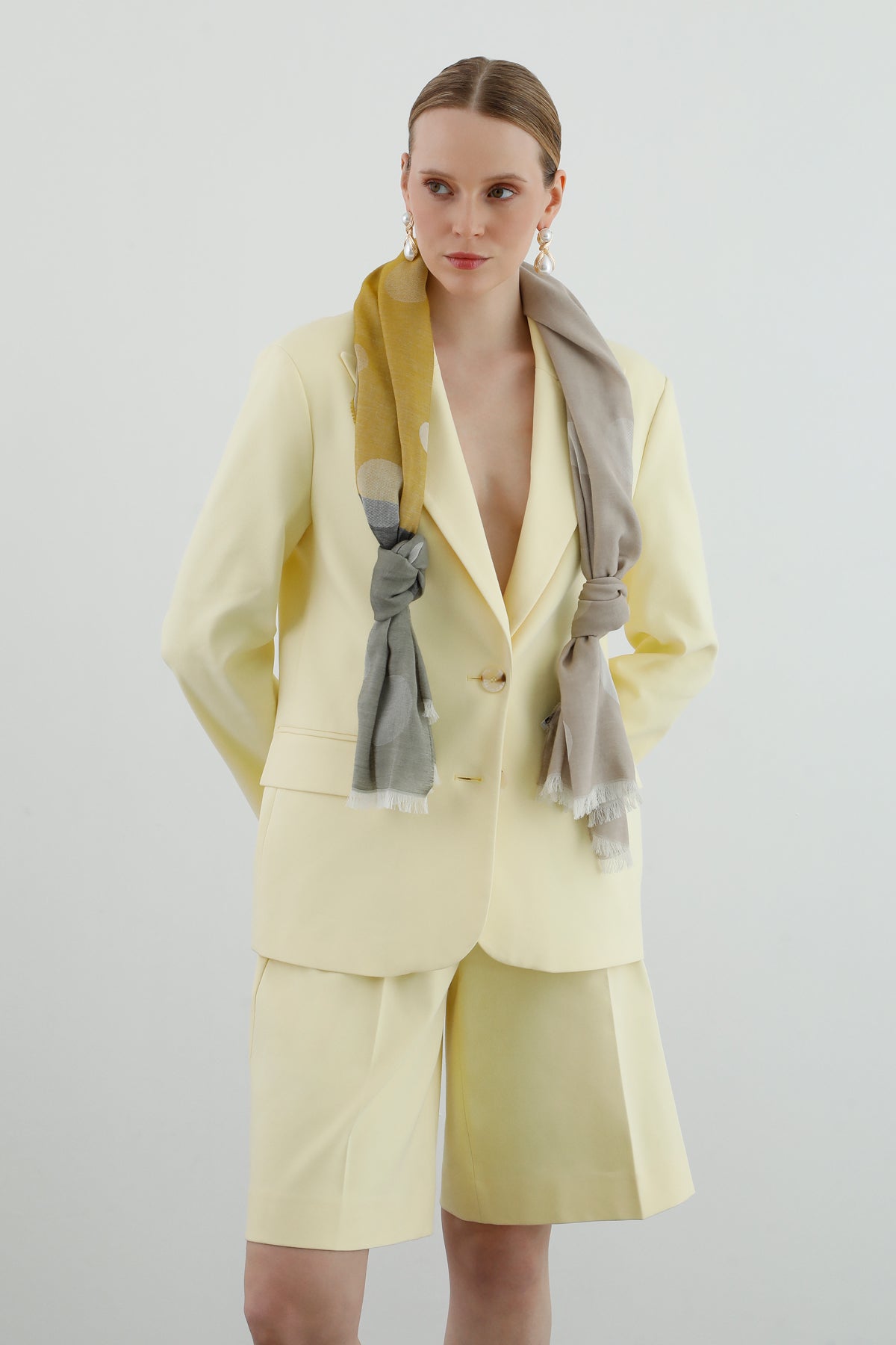 Puantiye Desenli Renkli Şal