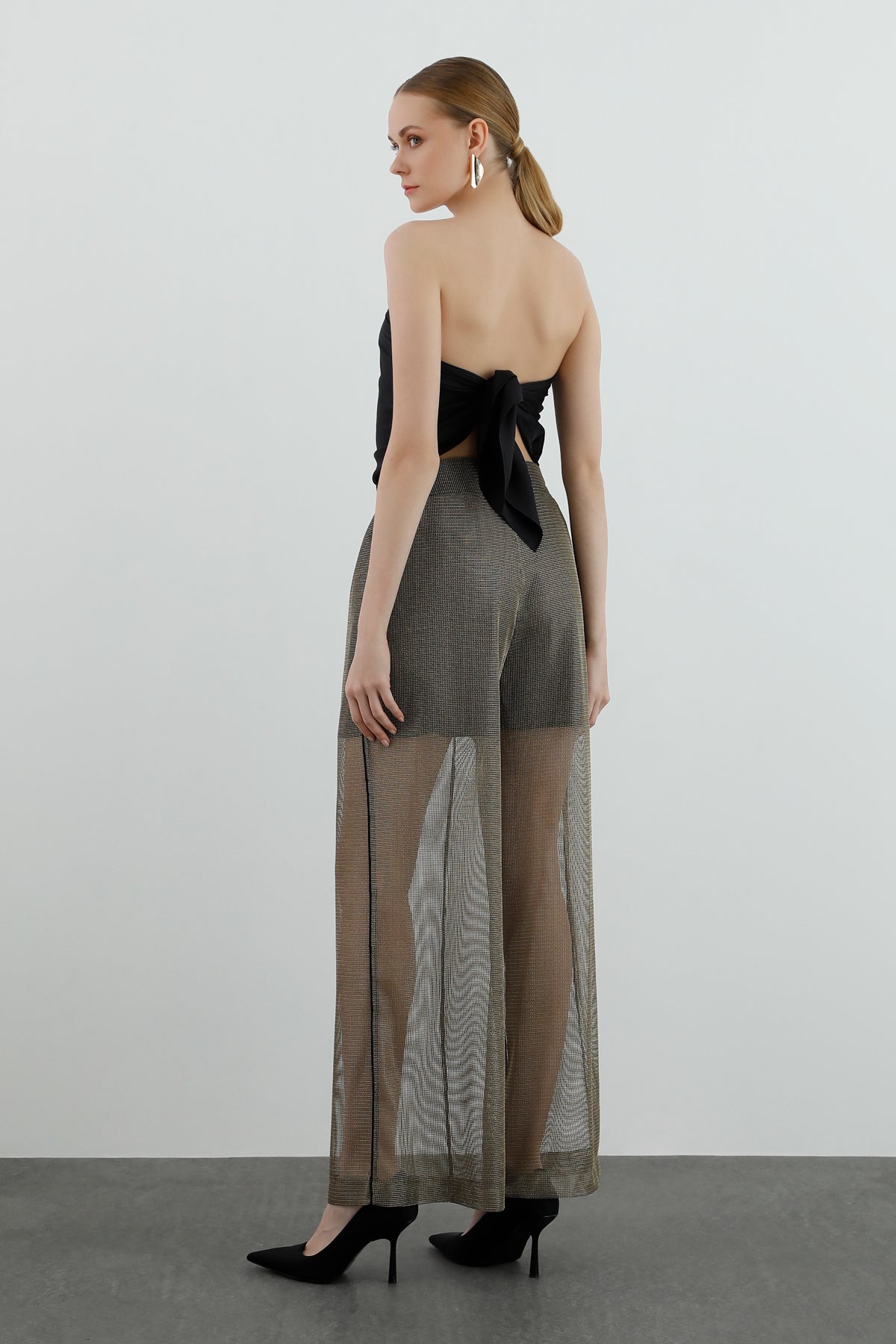 Mini Şort Detaylı Transparan Pantolon