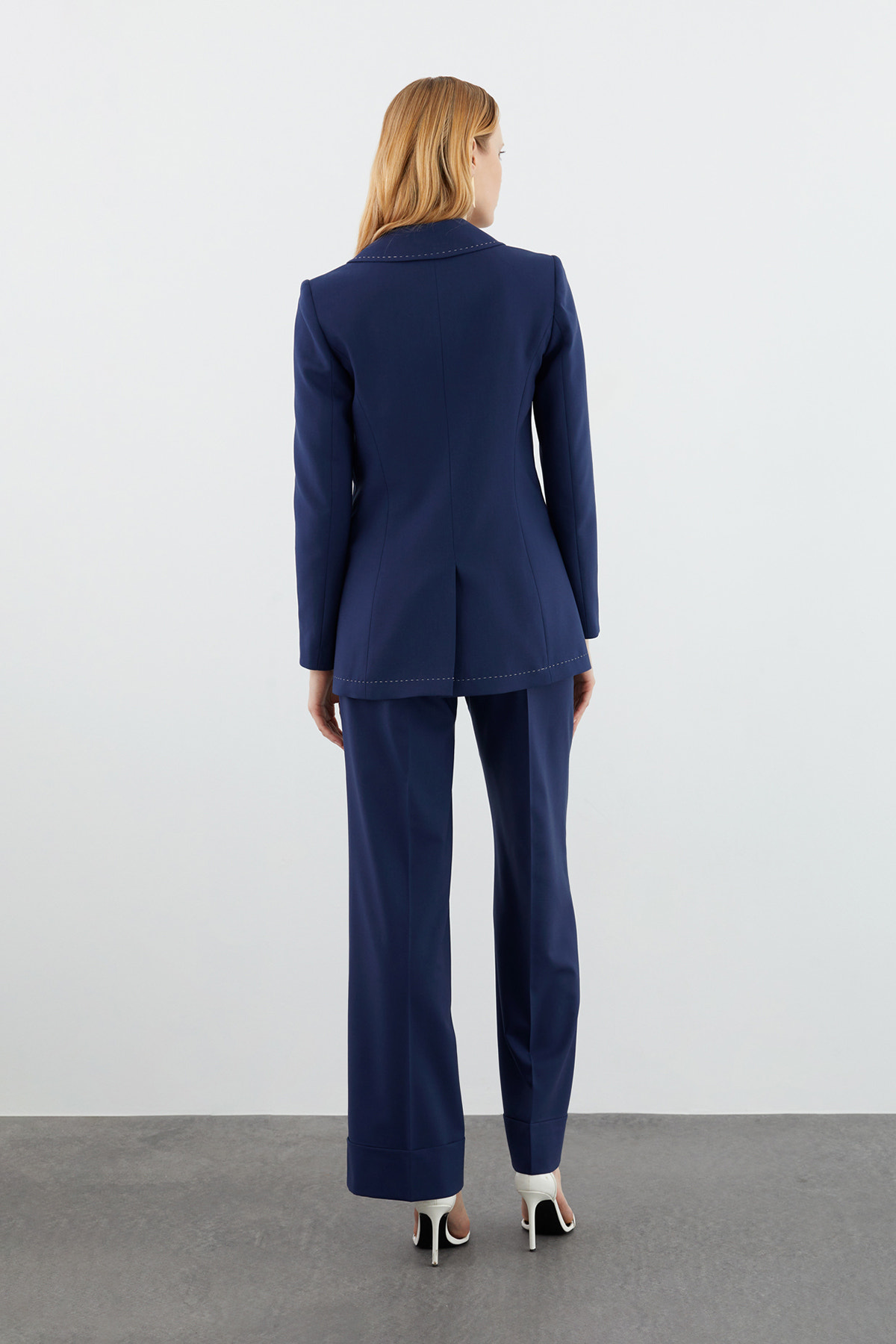 Yaka Detaylı Ceket Ve Palazzo Pantolonlu Takım