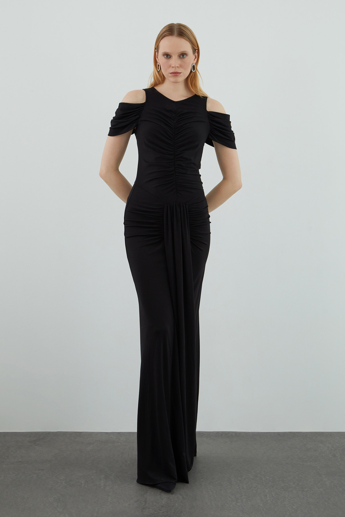 Büzgü Detaylı Uzun Jarse Elbise