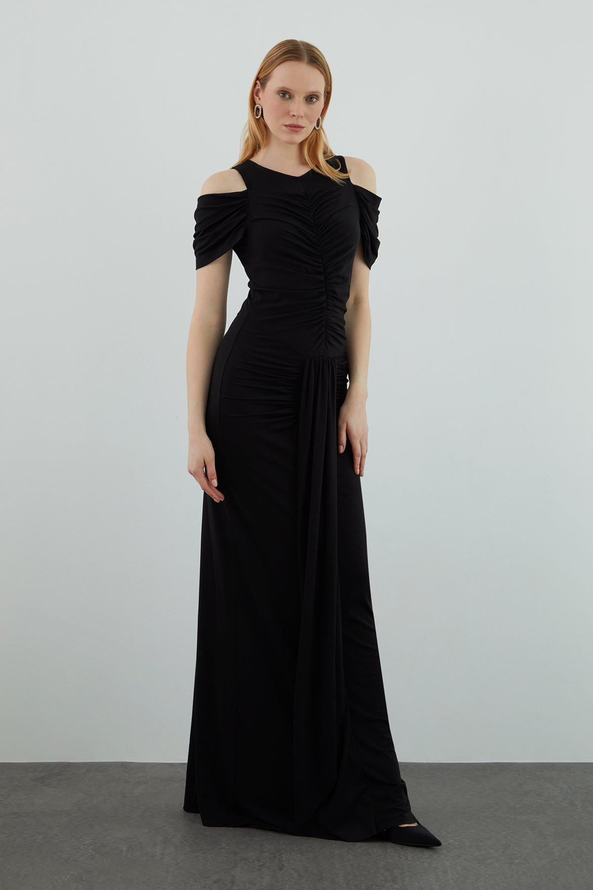 Büzgü Detaylı Uzun Jarse Elbise