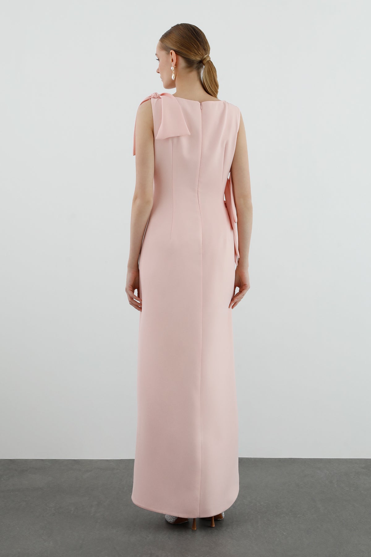 Pencere Detaylı Bağlamalı Uzun Elbise