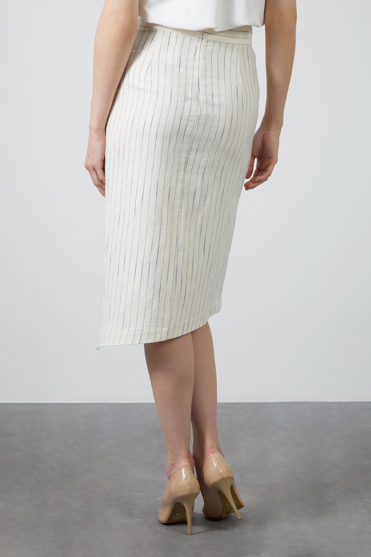 Bağlama Detaylı Asimetrik Etek