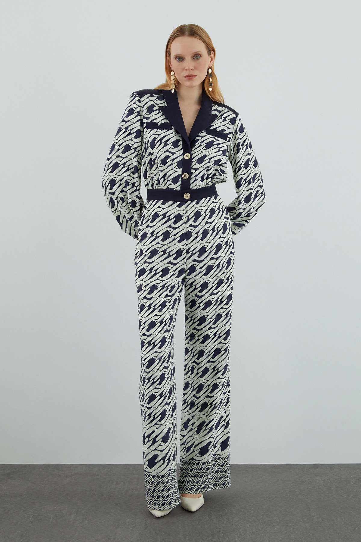 Yaka Detaylı Metal Düğmeli Desenli Tulum