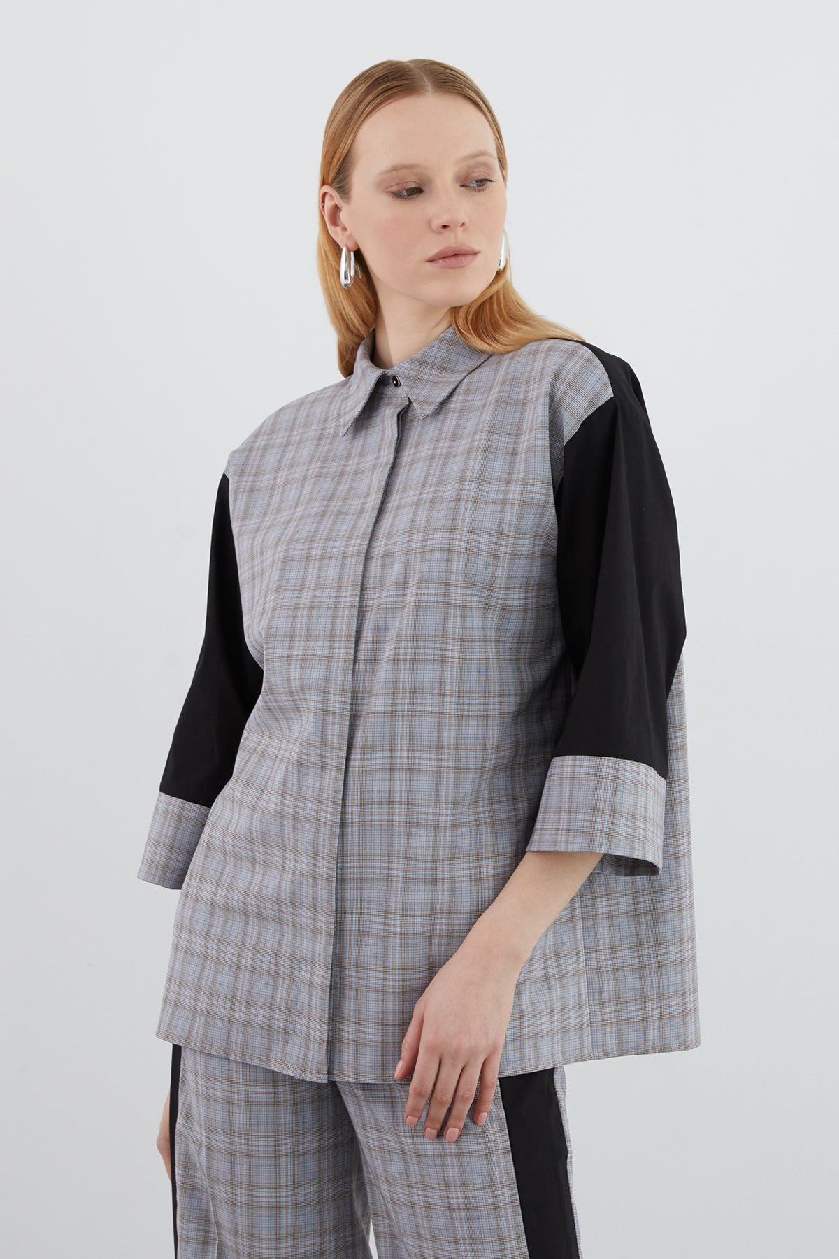 Gömlek Yaka Detaylı Ceket Ve Palazzo Pantolonlu Ekose Desenli Takım